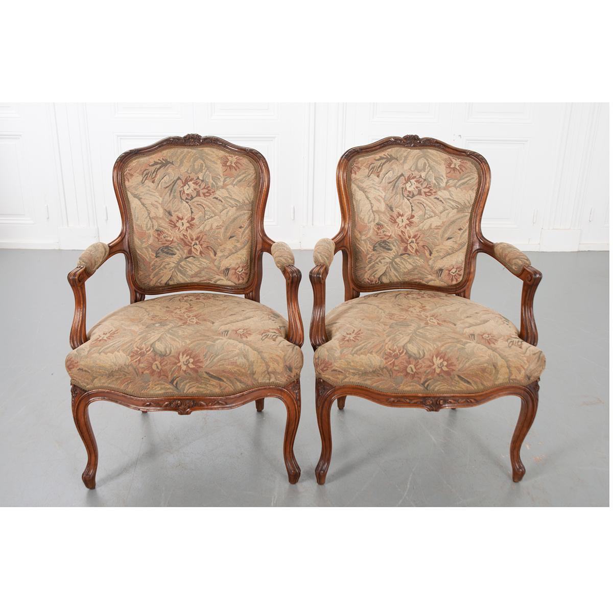 Pair of French Louis XVI-Style Fauteuils In Good Condition In Baton Rouge, LA