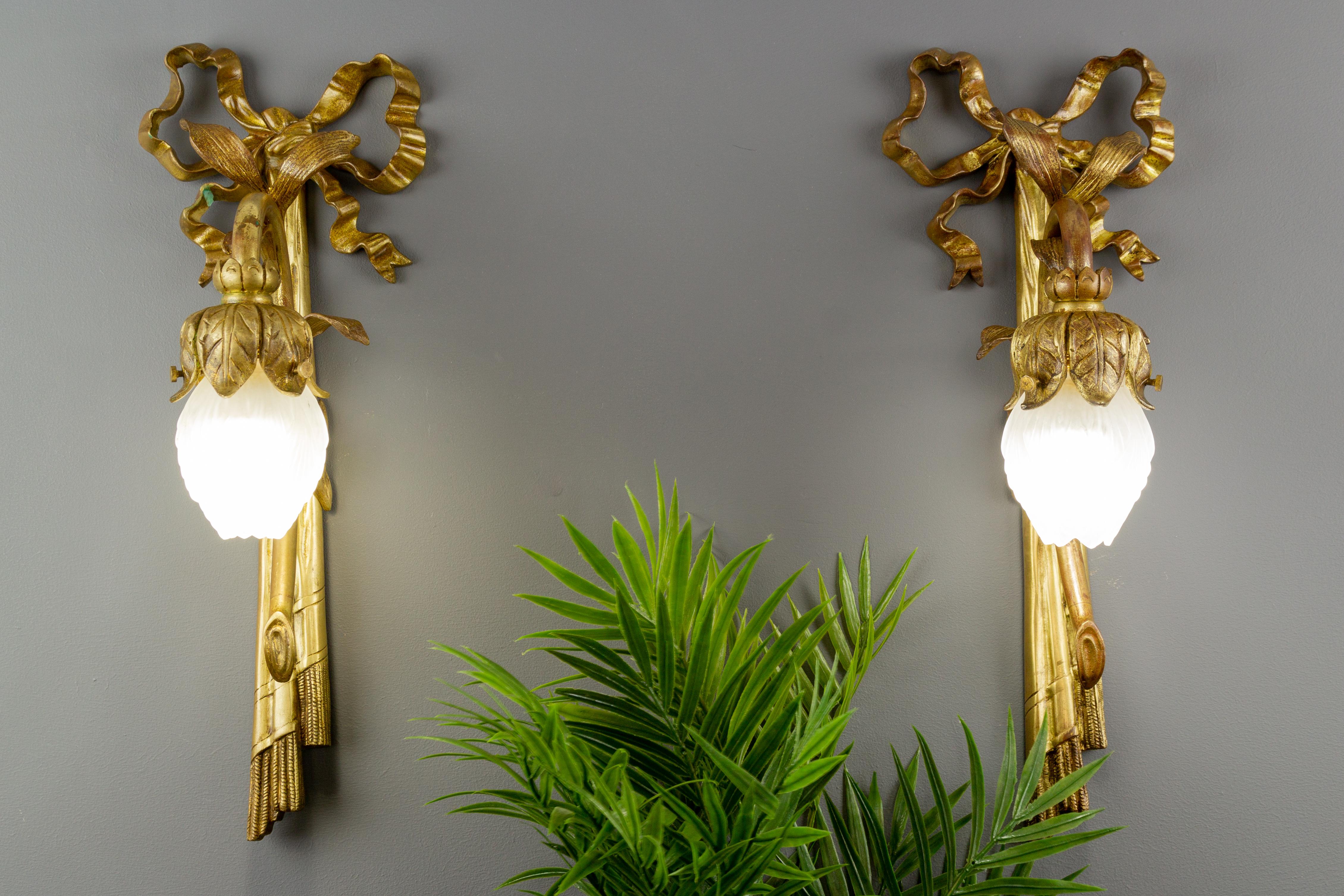 Pair of French Louis XVI Style Gilded Bronze and White Glass Sconces, 1920s 15
