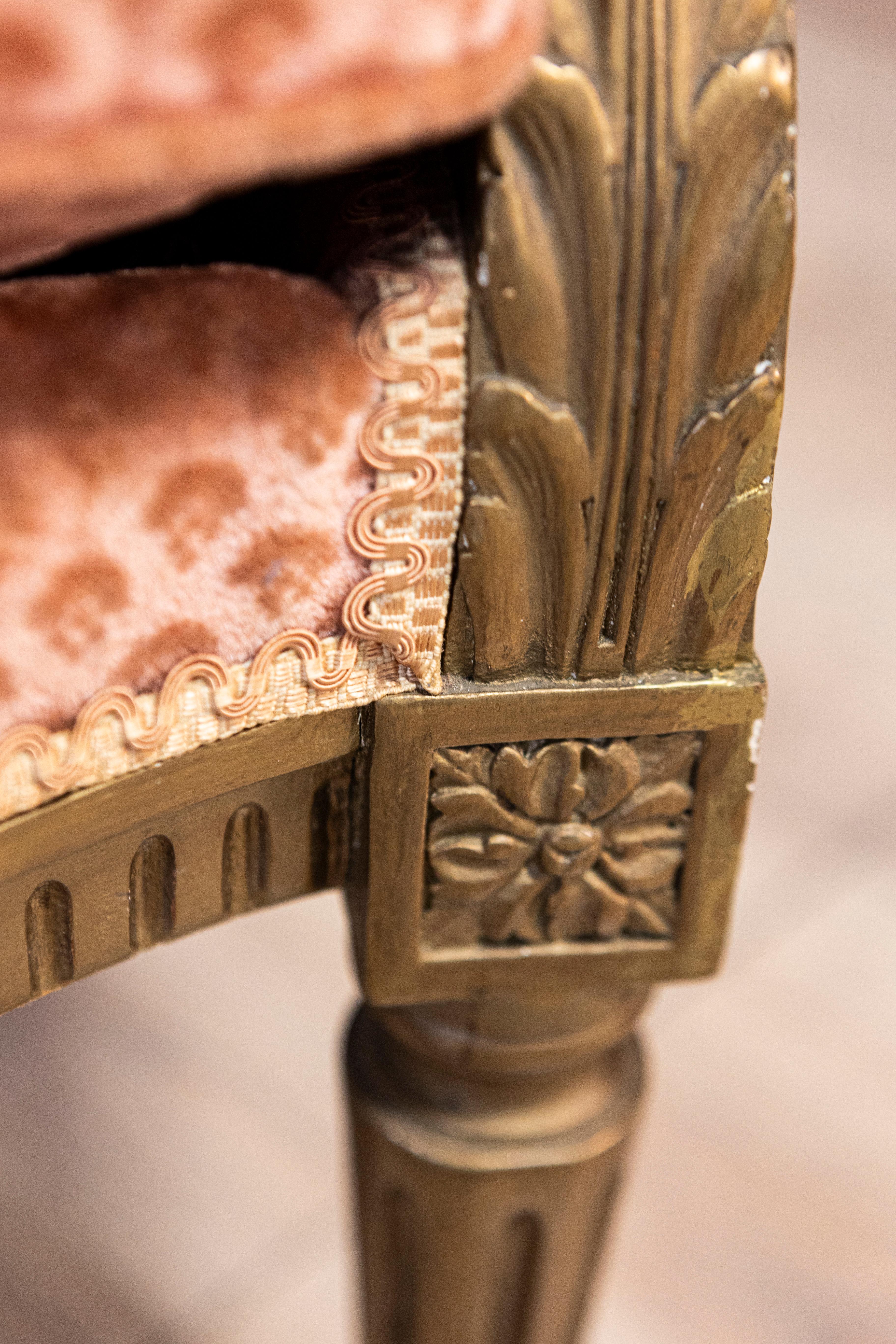 Pair of French Louis XVI Style Gilded Wood Bergères Chairs with Carved Décor For Sale 8