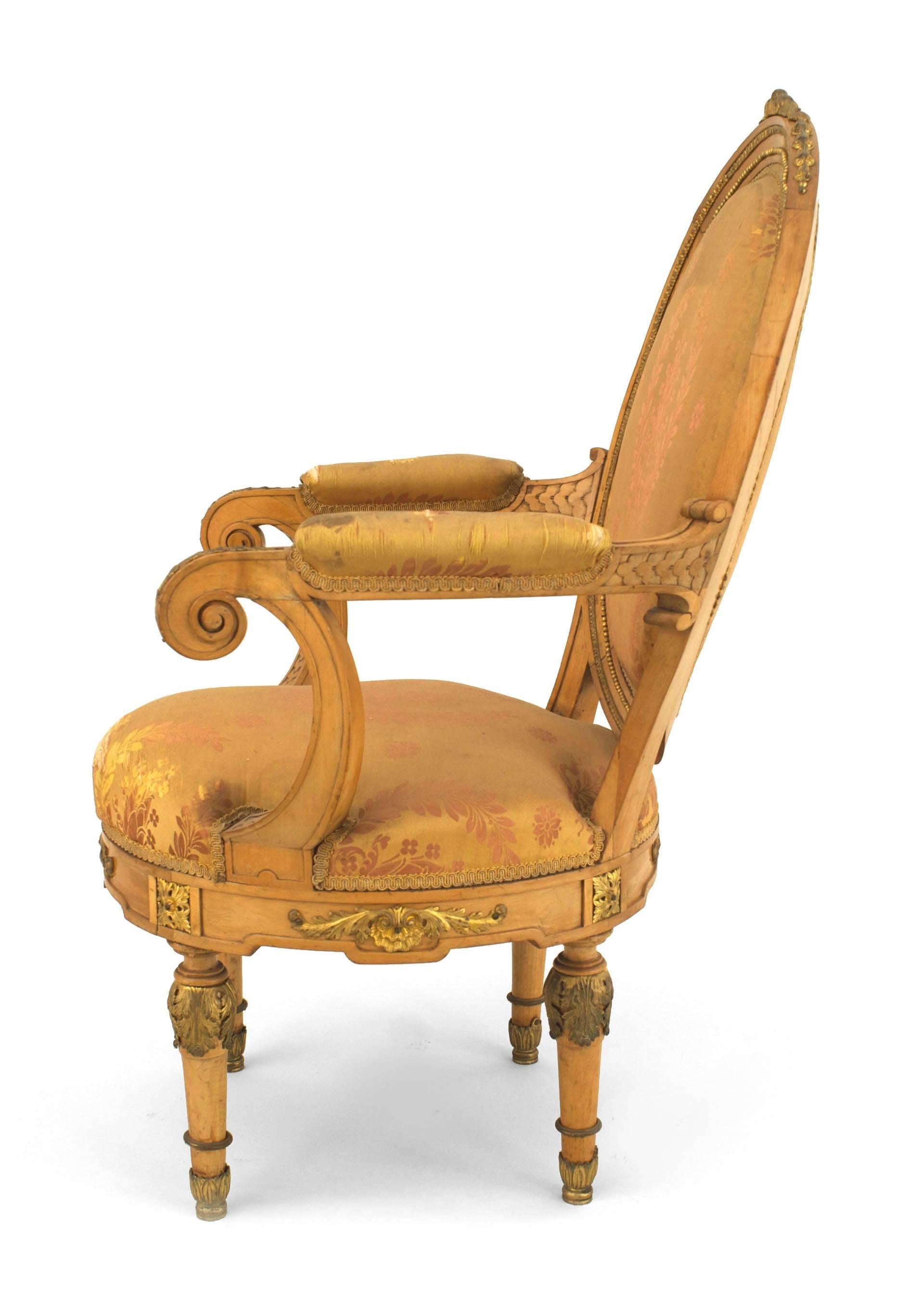 Pair of French Louis XVI Yellow Silk Armchairs In Good Condition In New York, NY