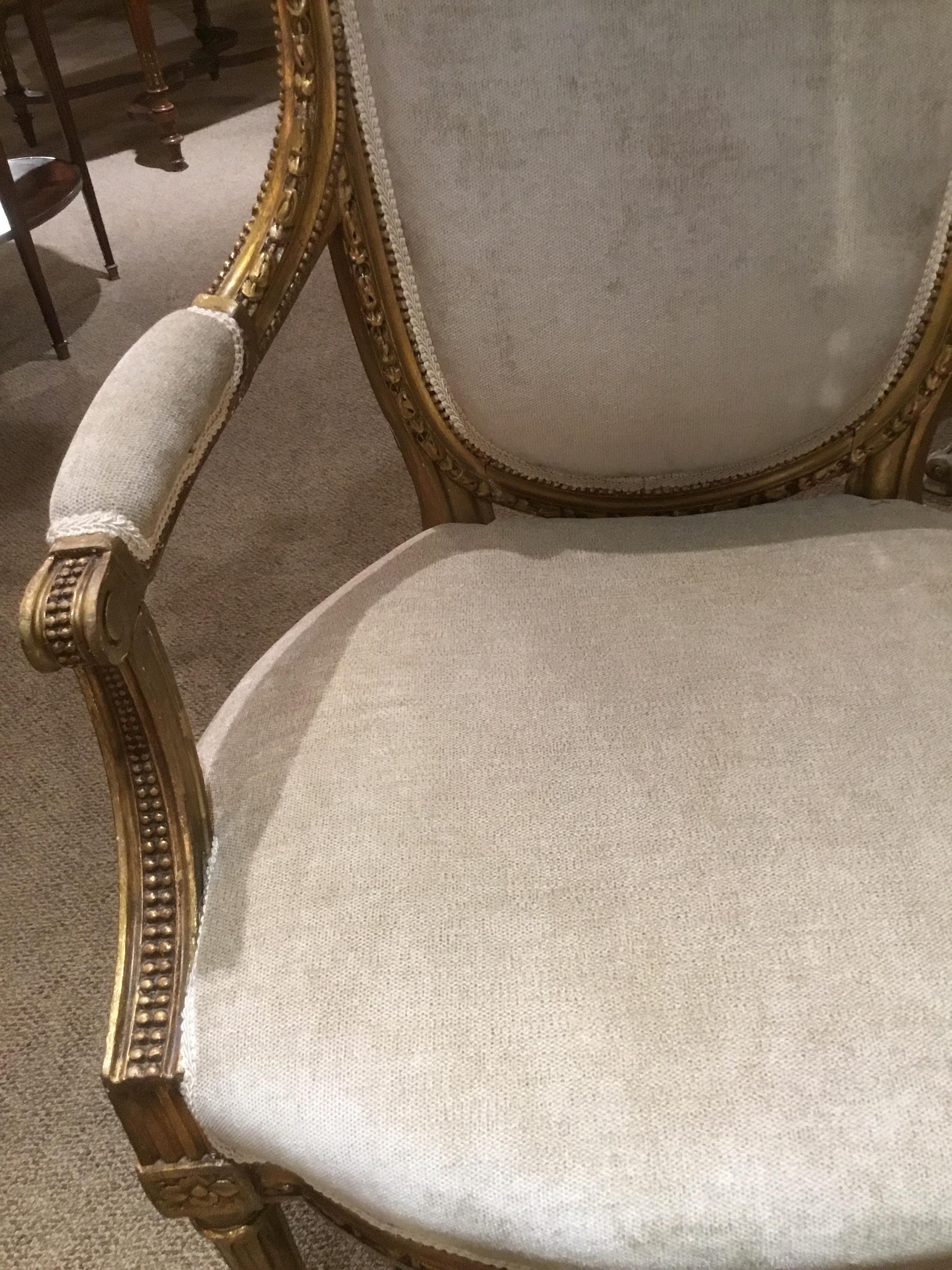 Pair of French Louis XVI Style Giltwood Chairs with New Cream Upholstery For Sale 2