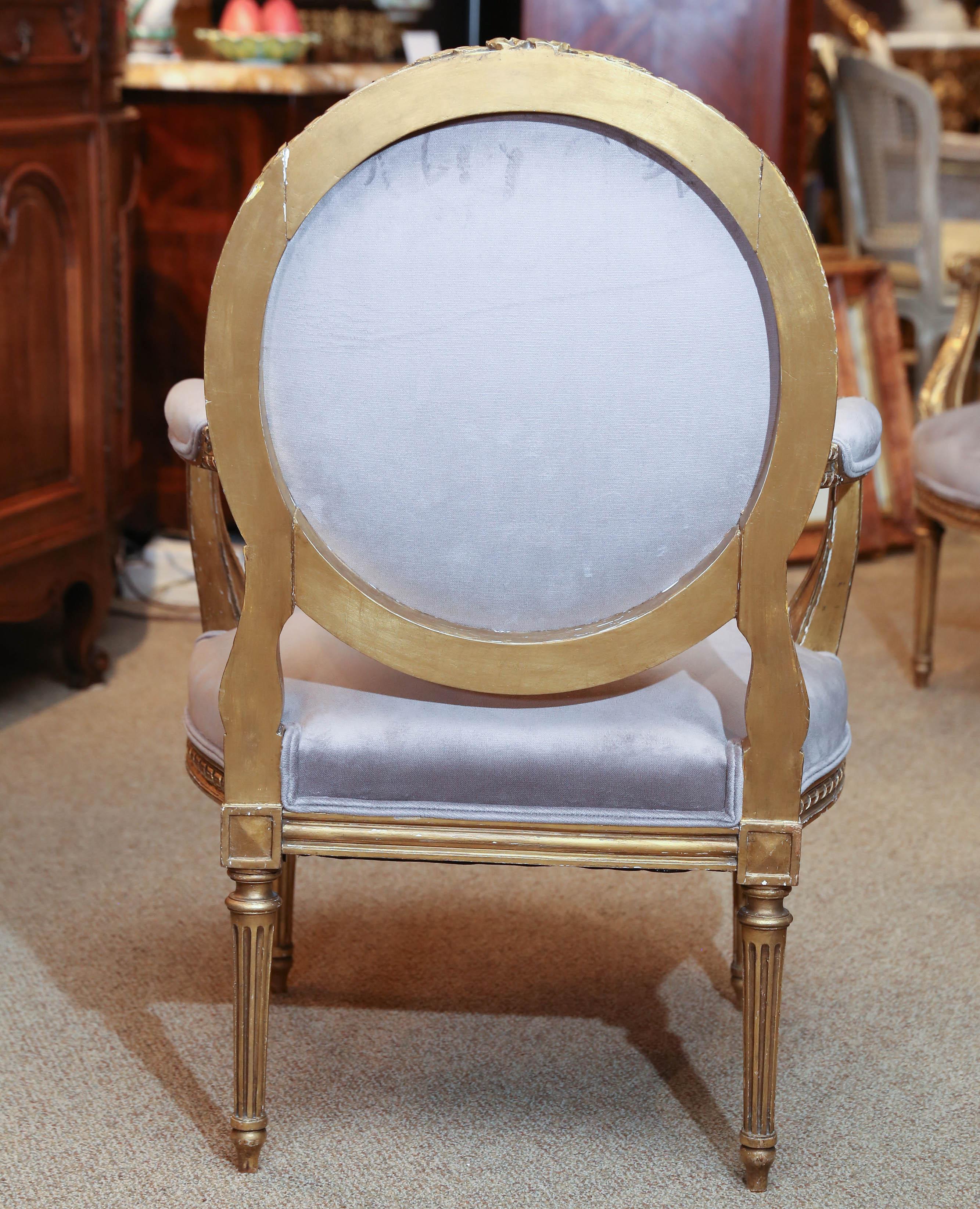 Pair of French Louis XVI Style Giltwood Fauteuils, Early 19th Century 2