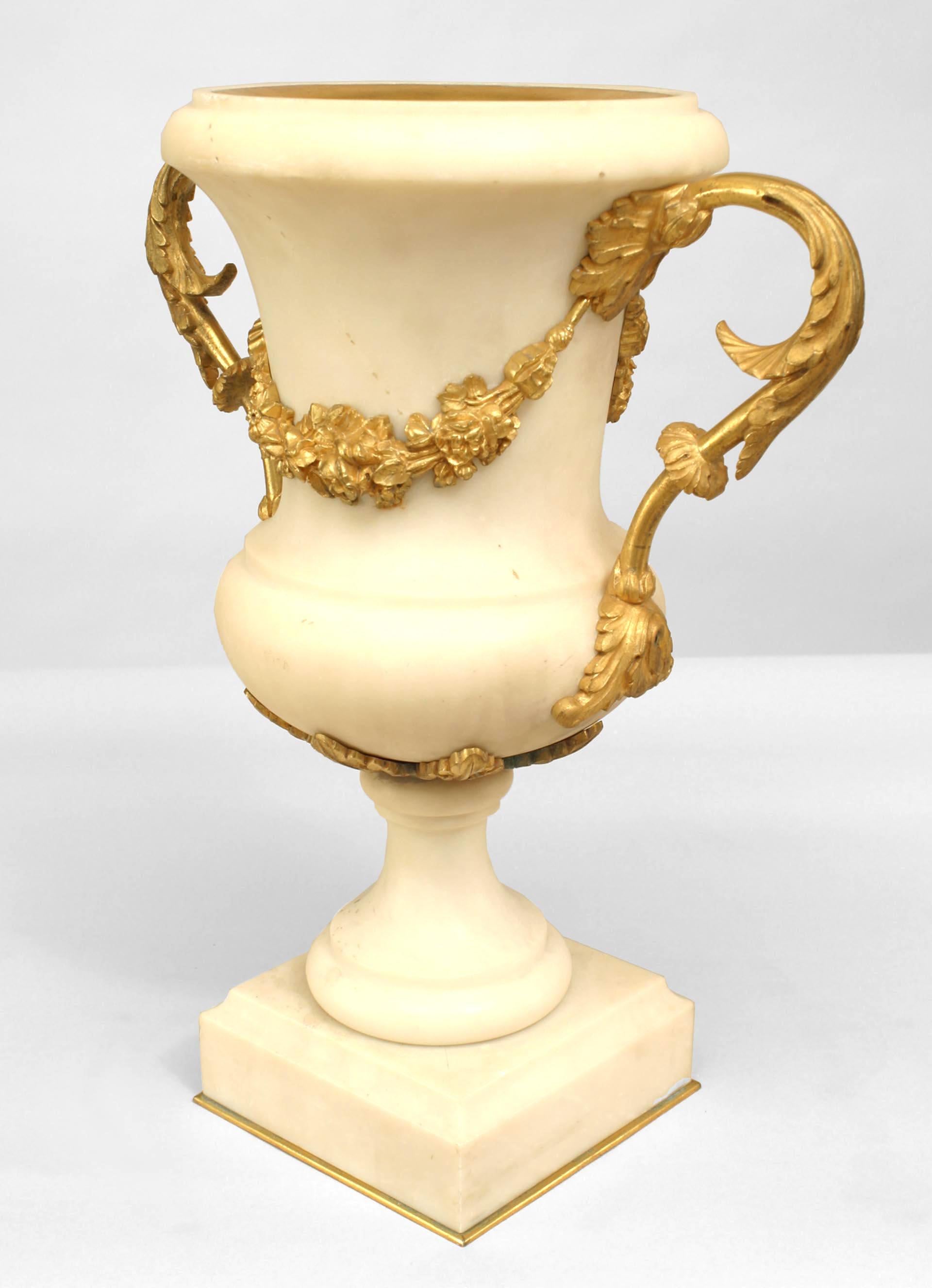 Pair of French Louis XVI Style Ormolu and White Marble Urns In Good Condition For Sale In New York, NY