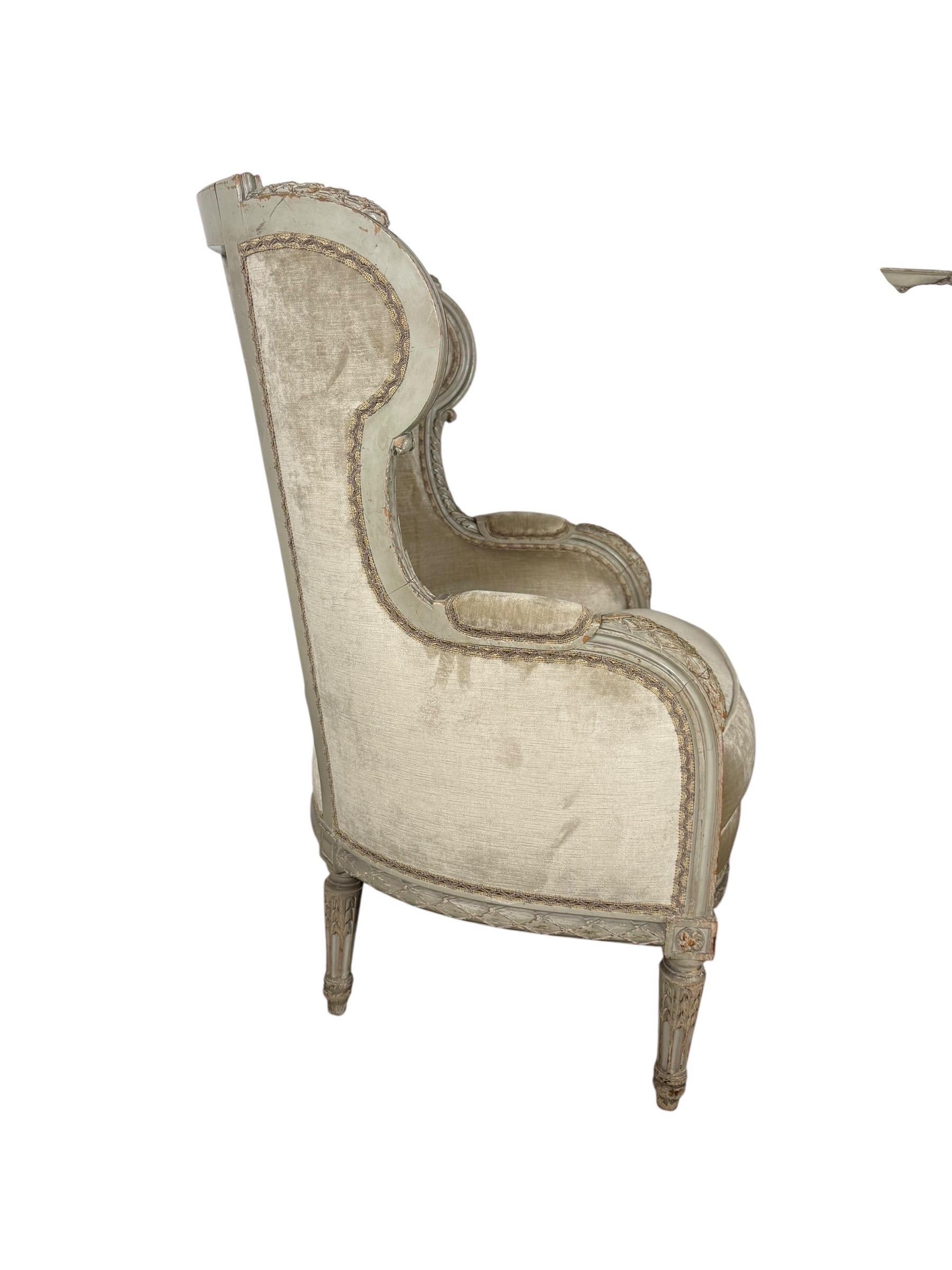 Paar französische Bergères im Louis-XVI-Stil mit Bemalung im Angebot 8
