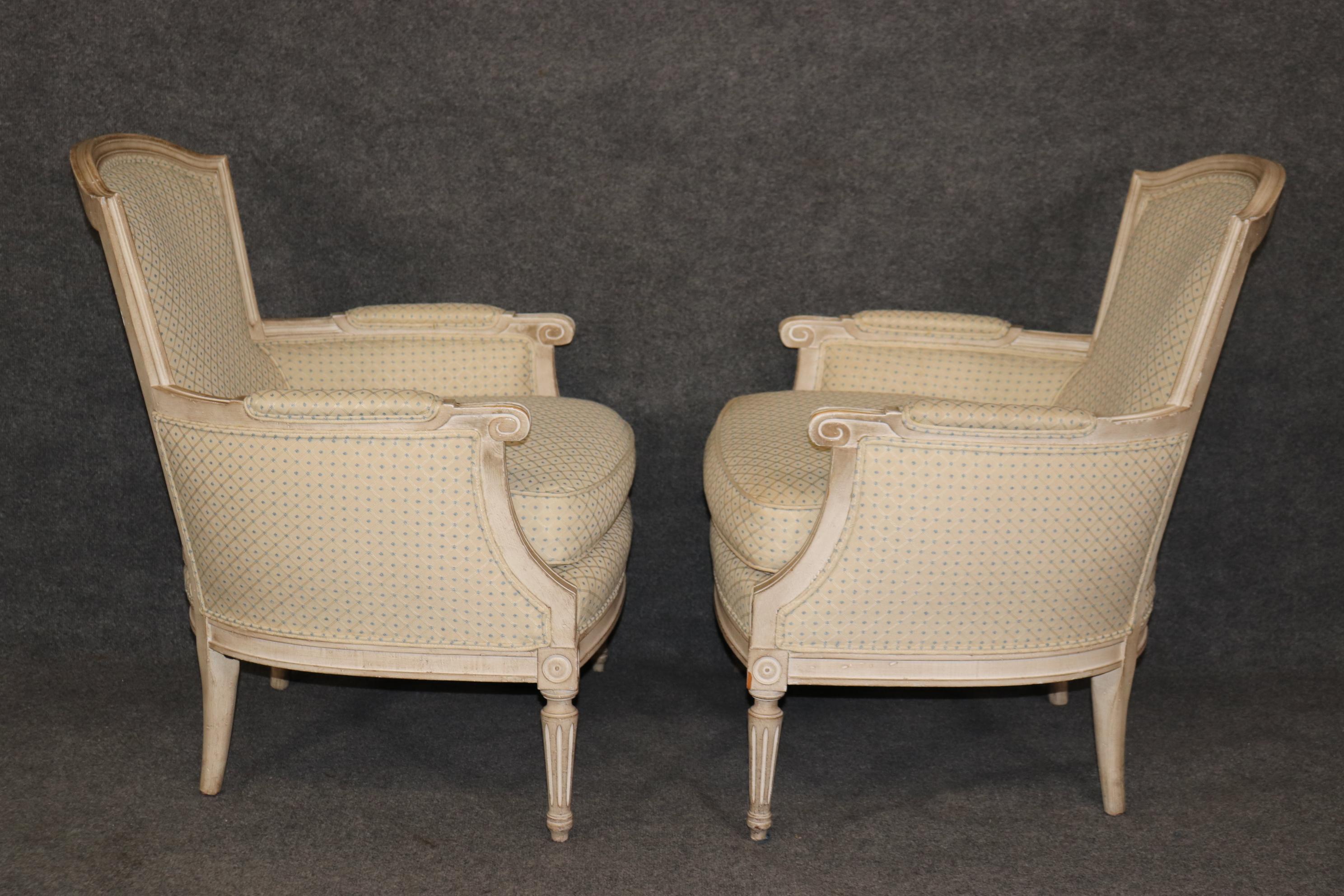 Pair of French Louis XVI Style Painted Directoire Bergere Chairs  2