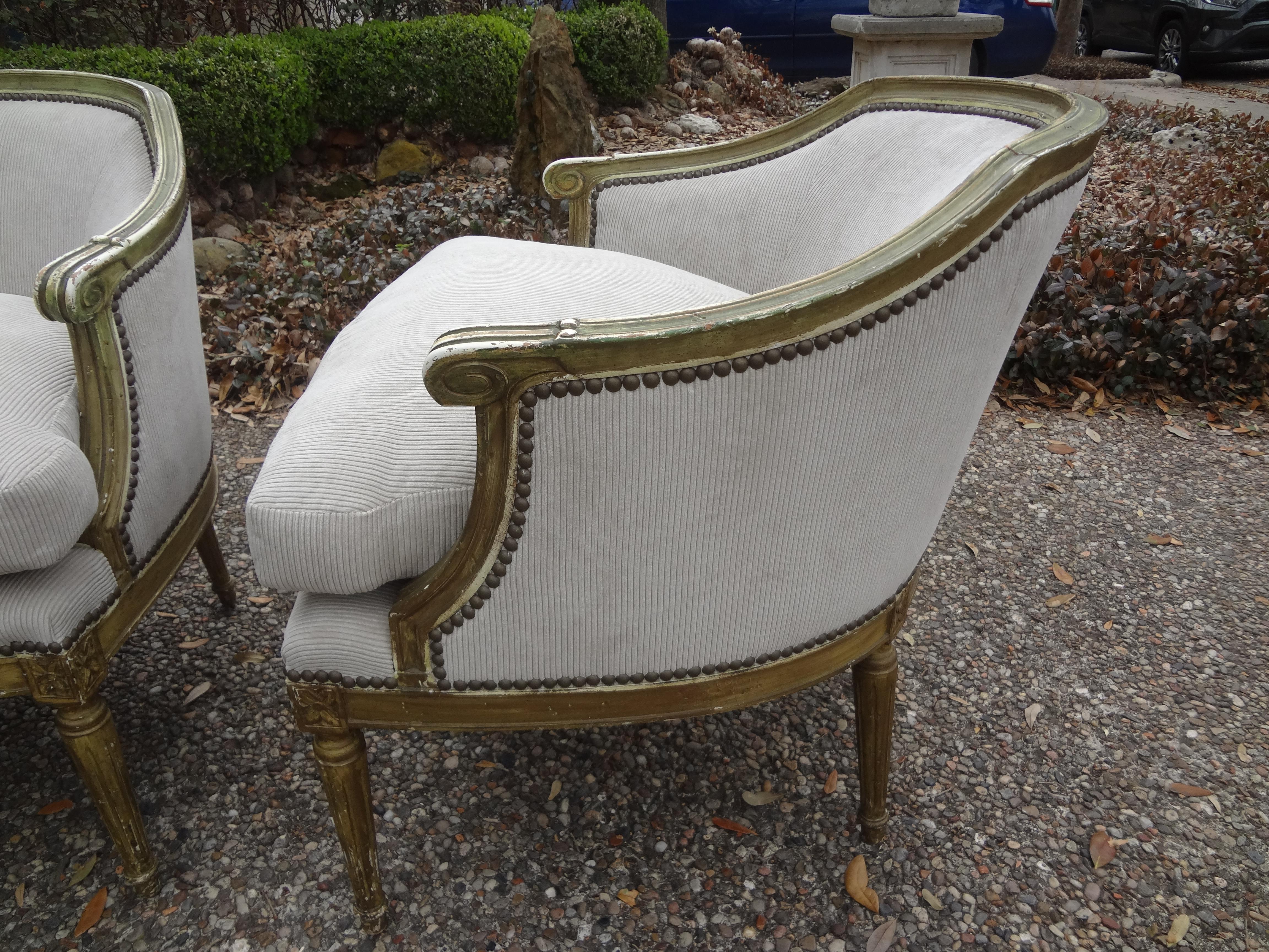 Early 20th Century Pair of French Louis XVI Style Polychromed Bergère