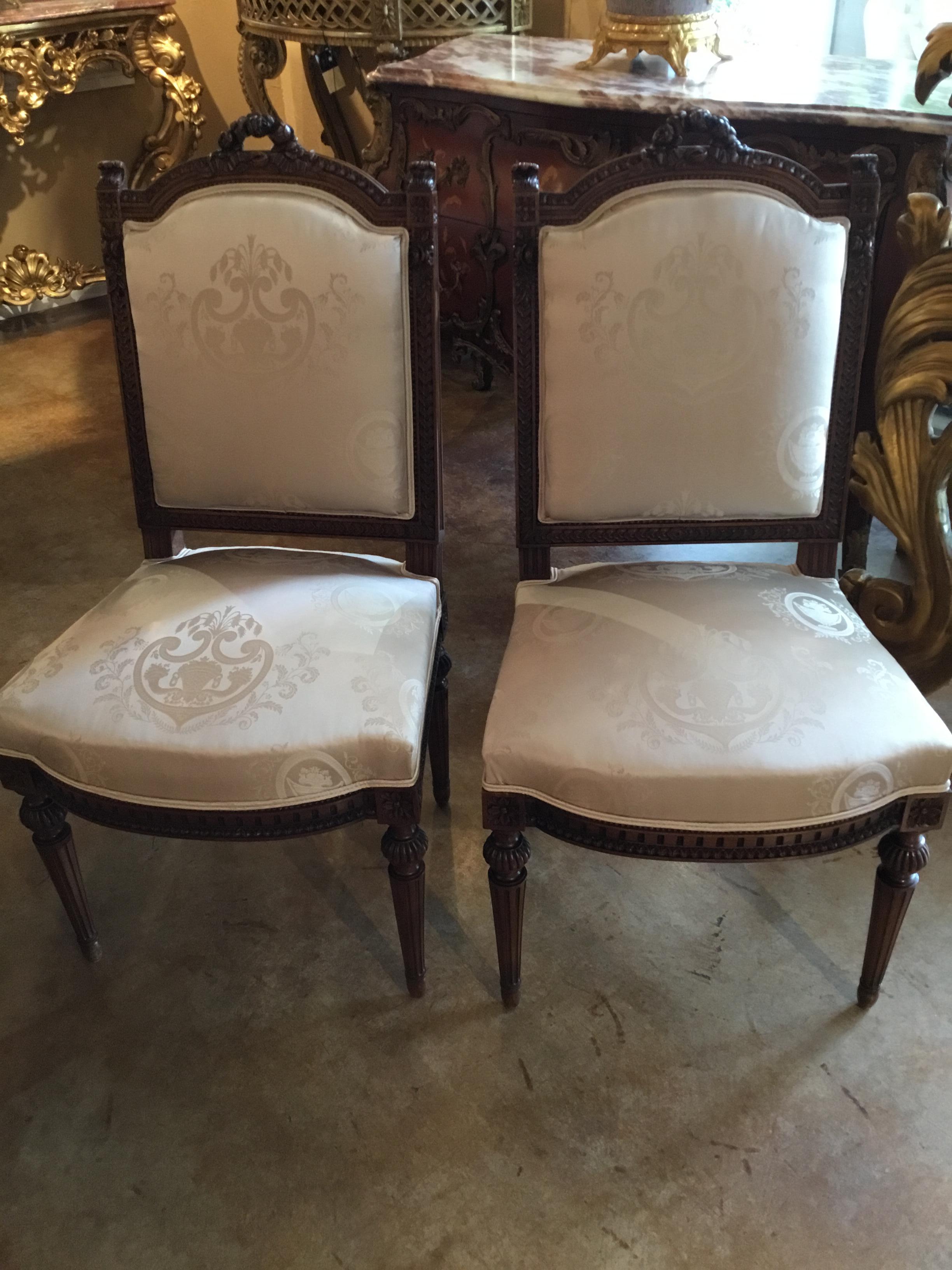 Pair of French Louis XVI Style Side Chairs with White Silk Upholstery In Good Condition For Sale In Houston, TX
