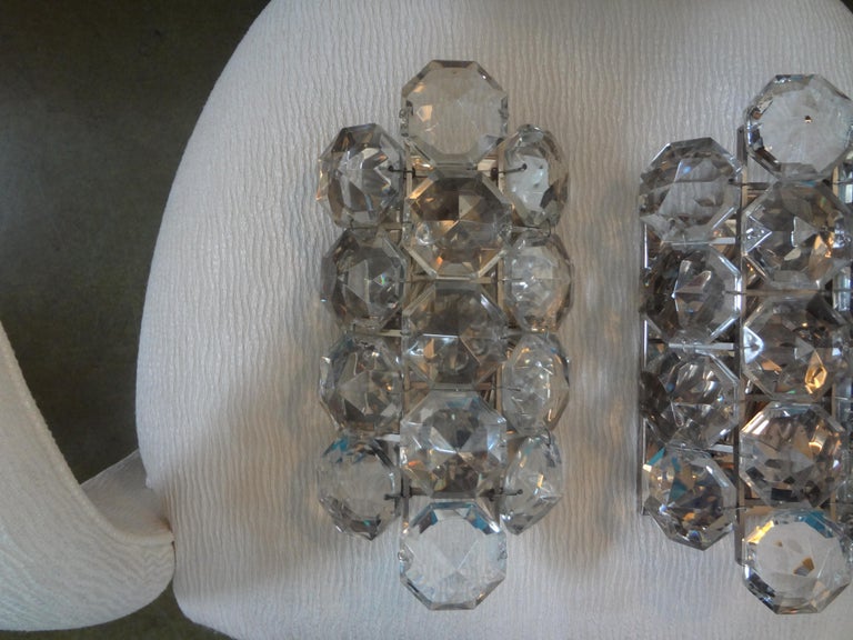 Hollywood Regency Pair of French Maison Bagues Crystal Prism Sconces For Sale