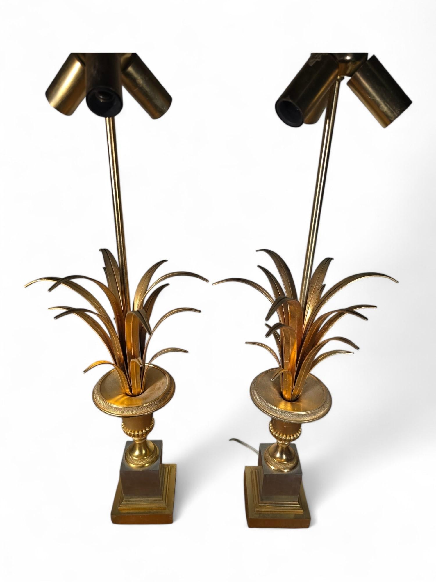 Pair of French Maison Jansen Pineapple Lamps For Sale 10