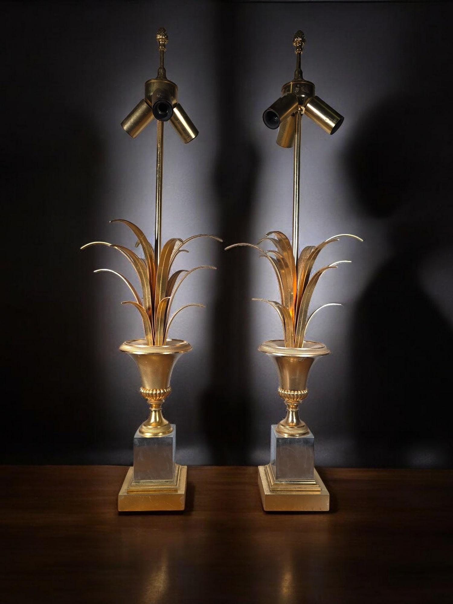 Pair of French Maison Jansen Pineapple Lamps In Good Condition For Sale In Madrid, ES