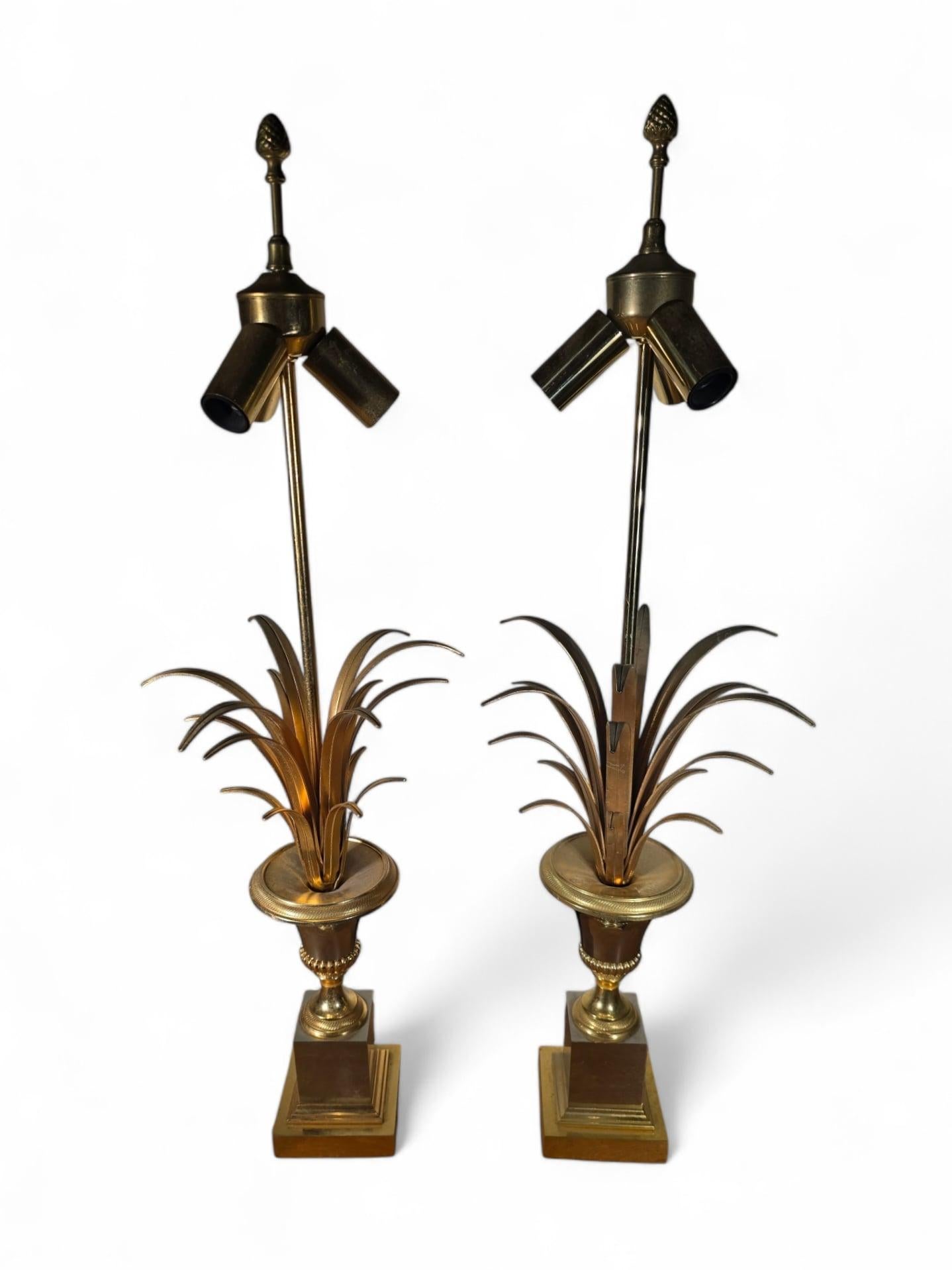 Laiton Paire de lampes ananas de la Maison Jansen en vente