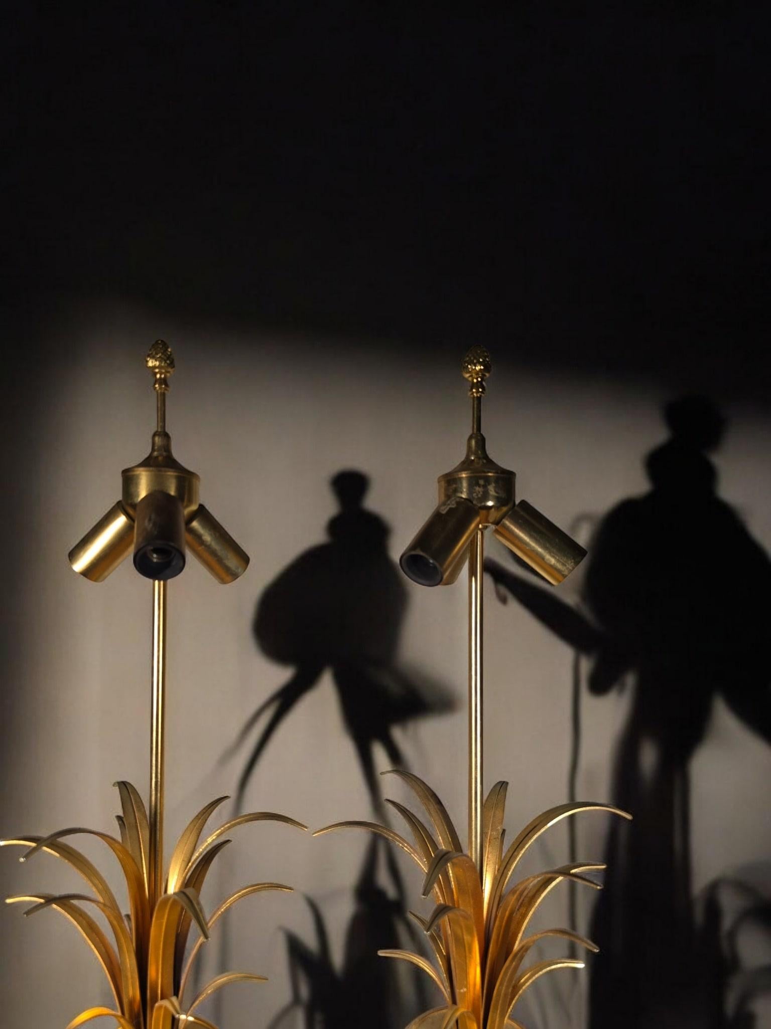 Pair of French Maison Jansen Pineapple Lamps For Sale 1