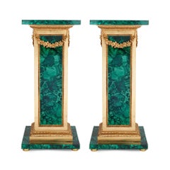 Coppia di piedistalli francesi in malachite e ormolu