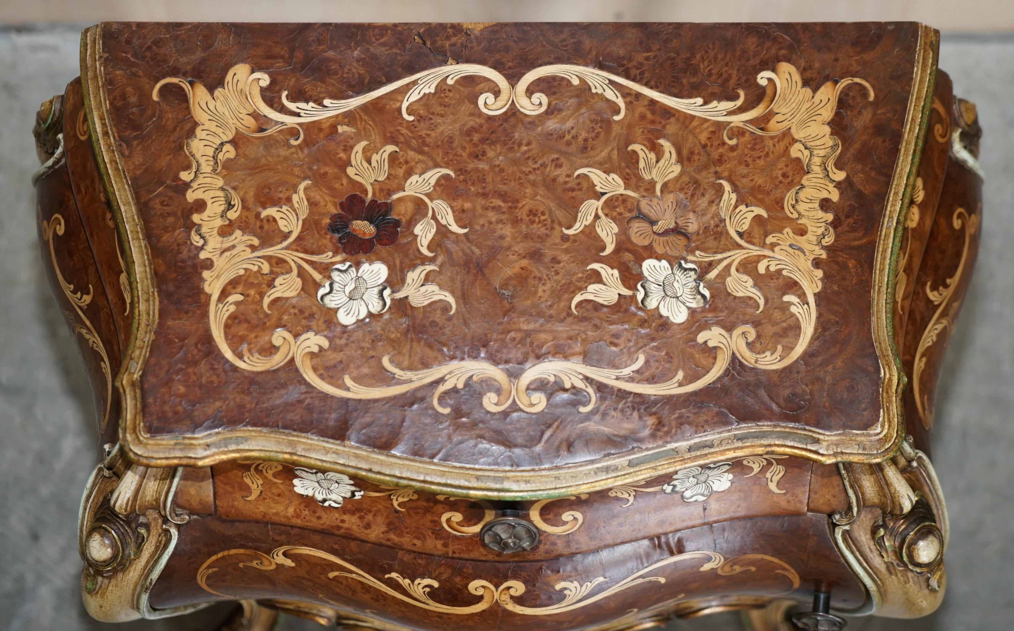 Pair of French Marquetry Inlaid Walnut Marble Bedside Bombe Chest of Drawers For Sale 9