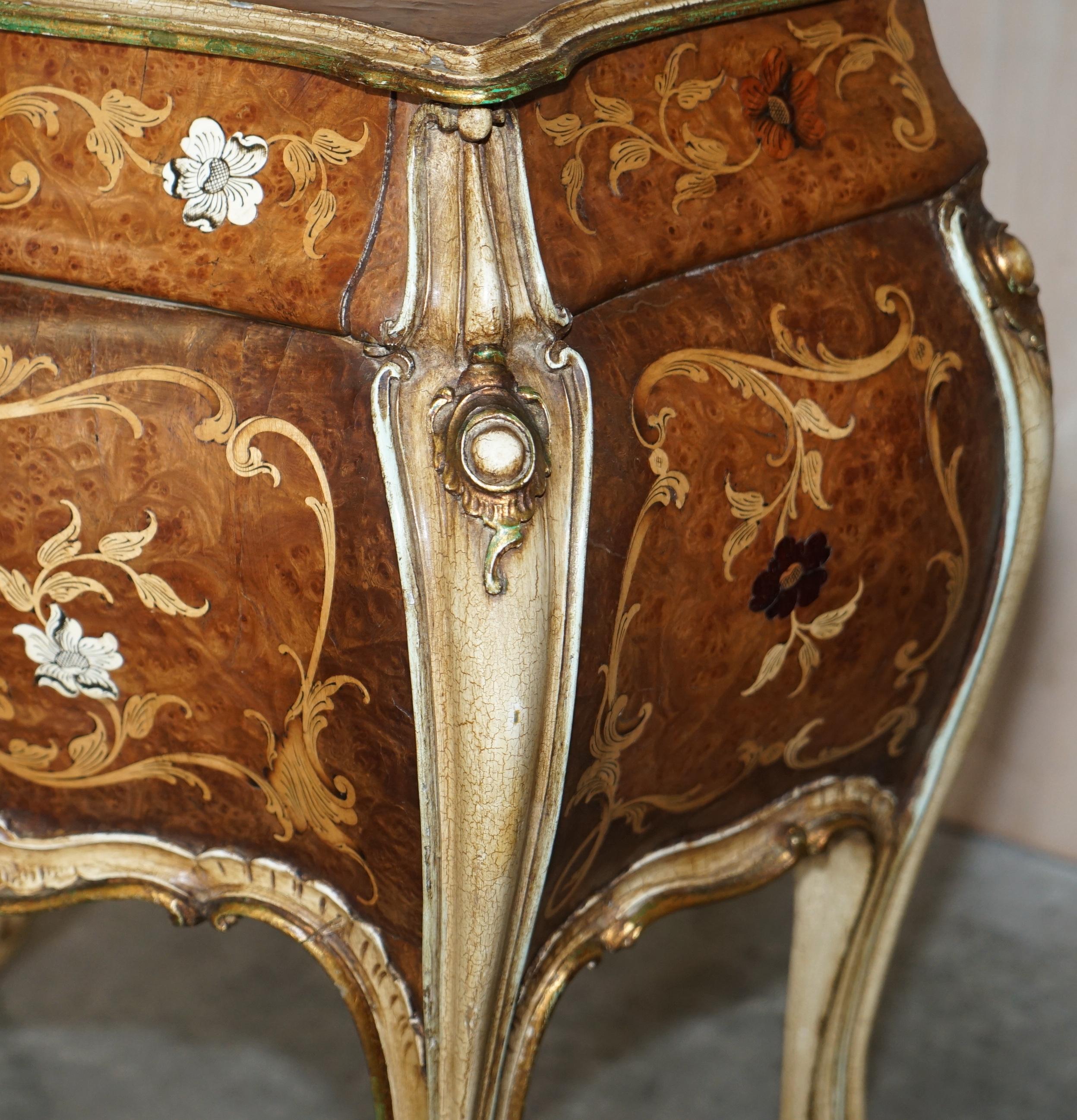 Pair of French Marquetry Inlaid Walnut Marble Bedside Bombe Chest of Drawers For Sale 1