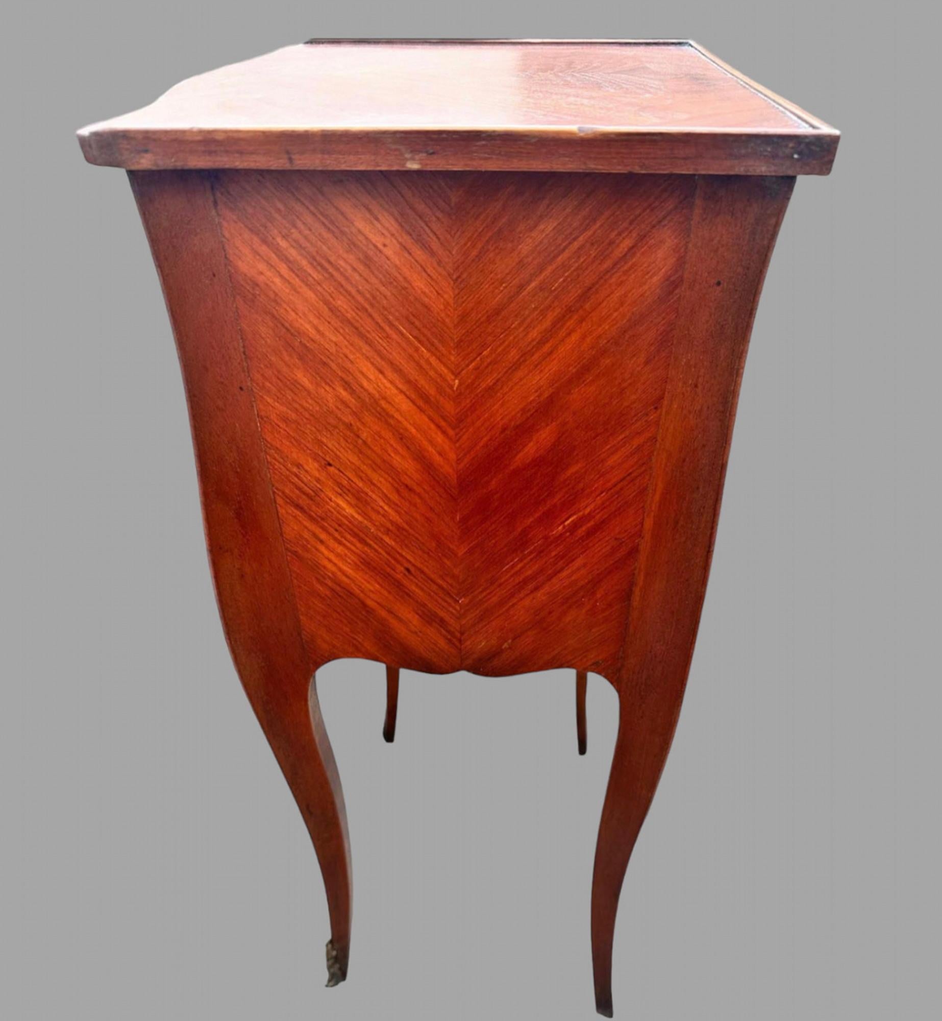 Victorian Pair of French Marquetry Kingwood Bedside/Side Tables