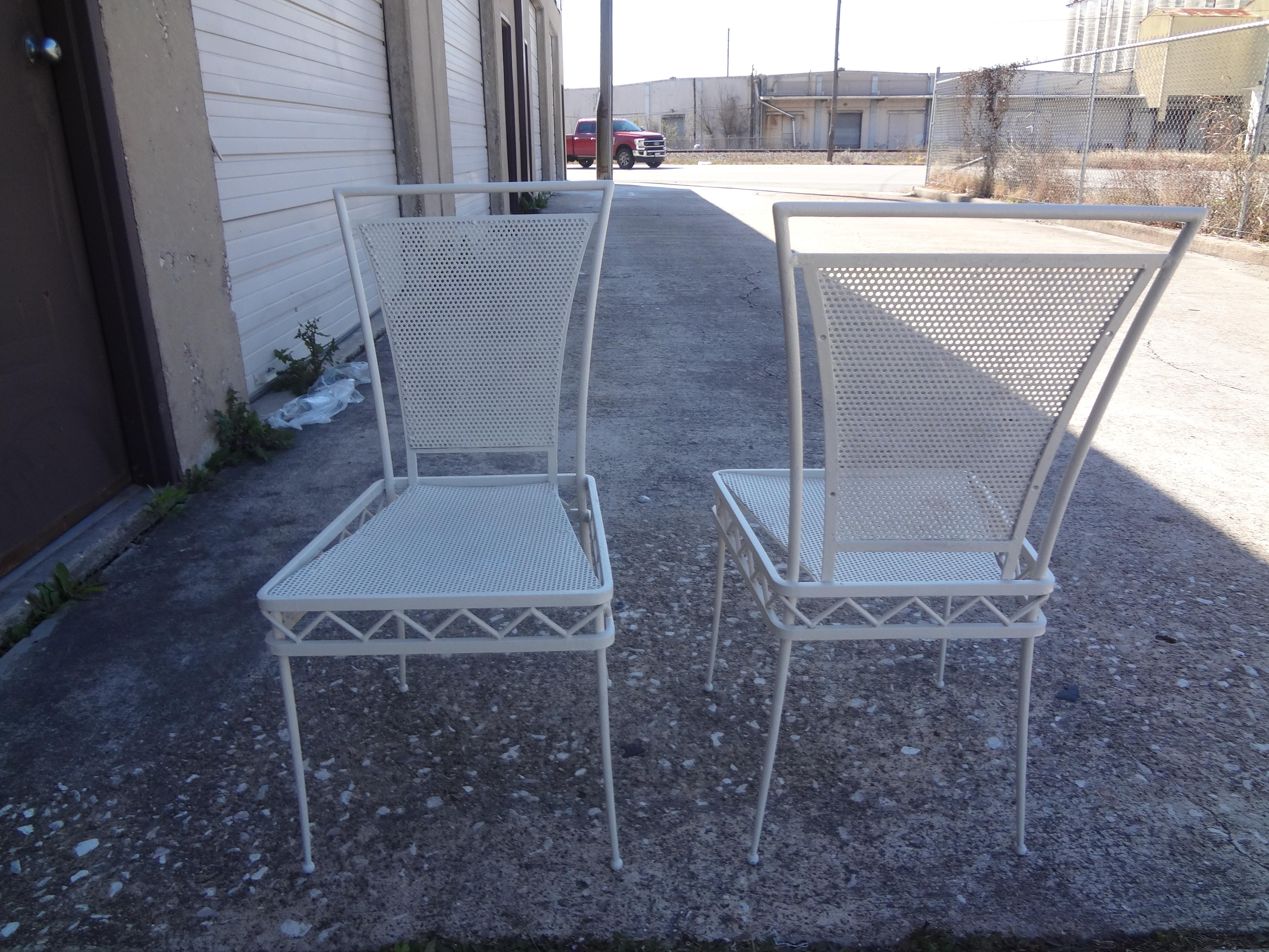 Pair of French Mathieu Matégot Style White Wrought Iron Chairs For Sale 4
