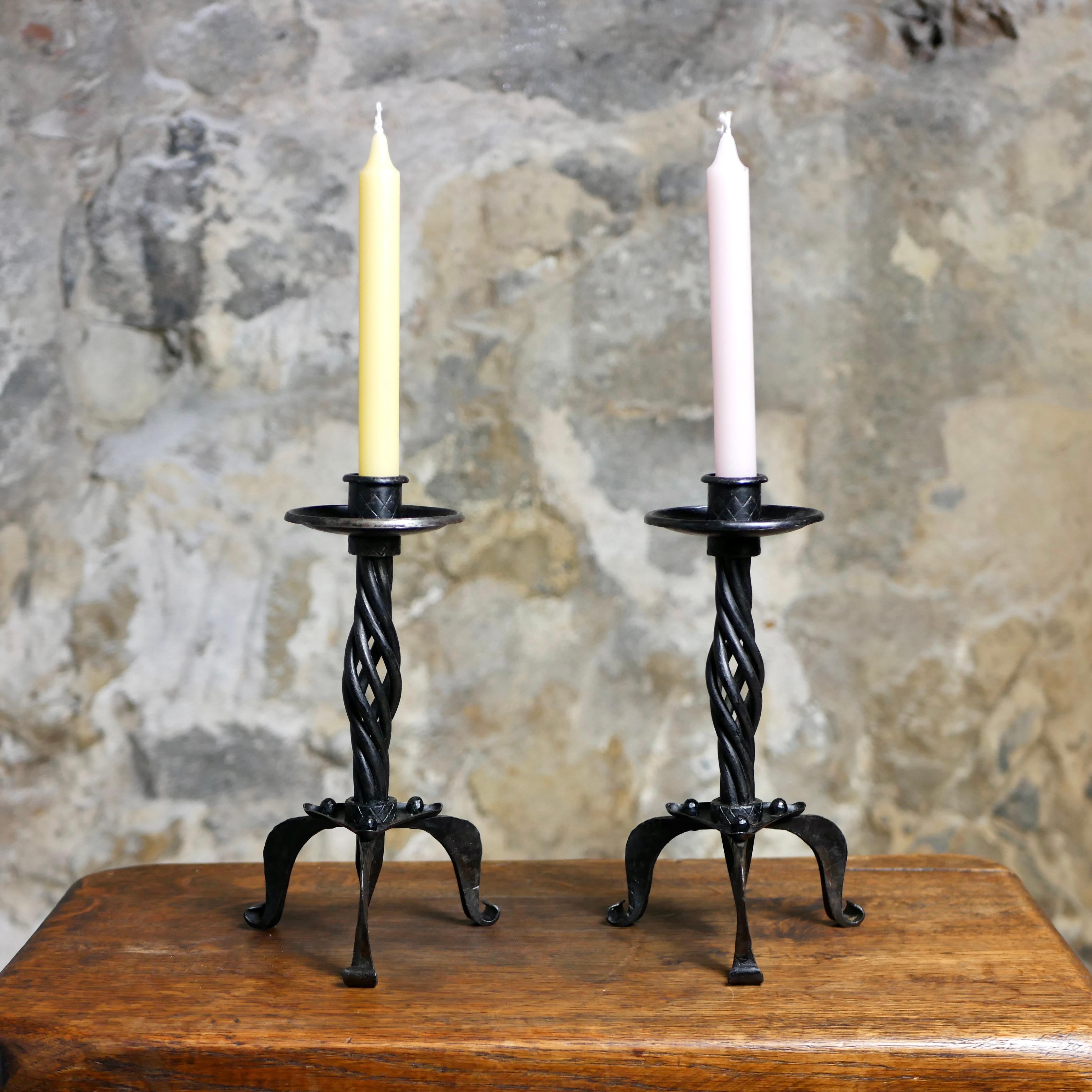 Pair of French metal brutalist candlesticks from the 1980s For Sale 2