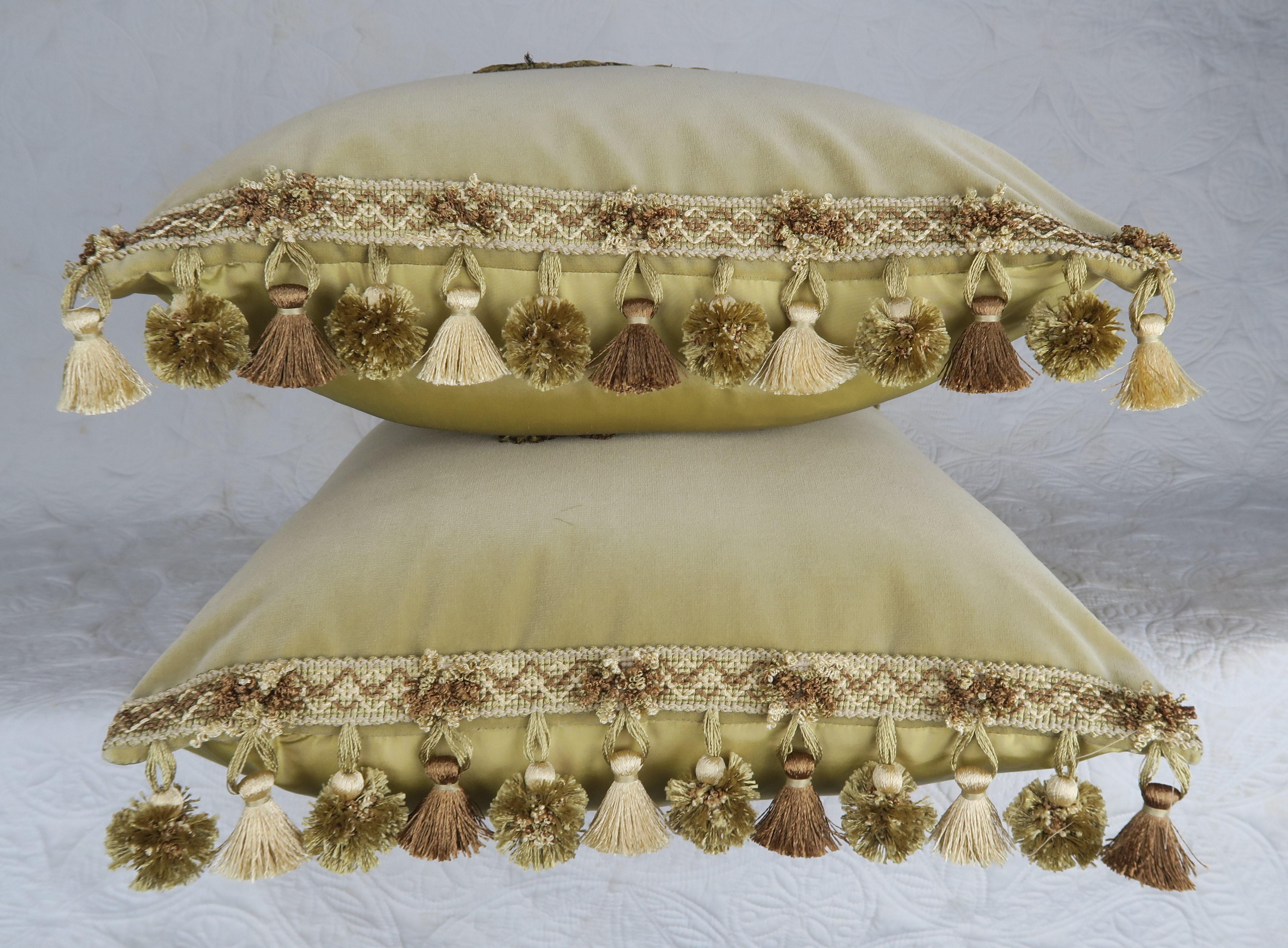 Pair of French Metallic & Chenille Appliqued Velvet Pillows by Melissa Levinson In Excellent Condition In Los Angeles, CA