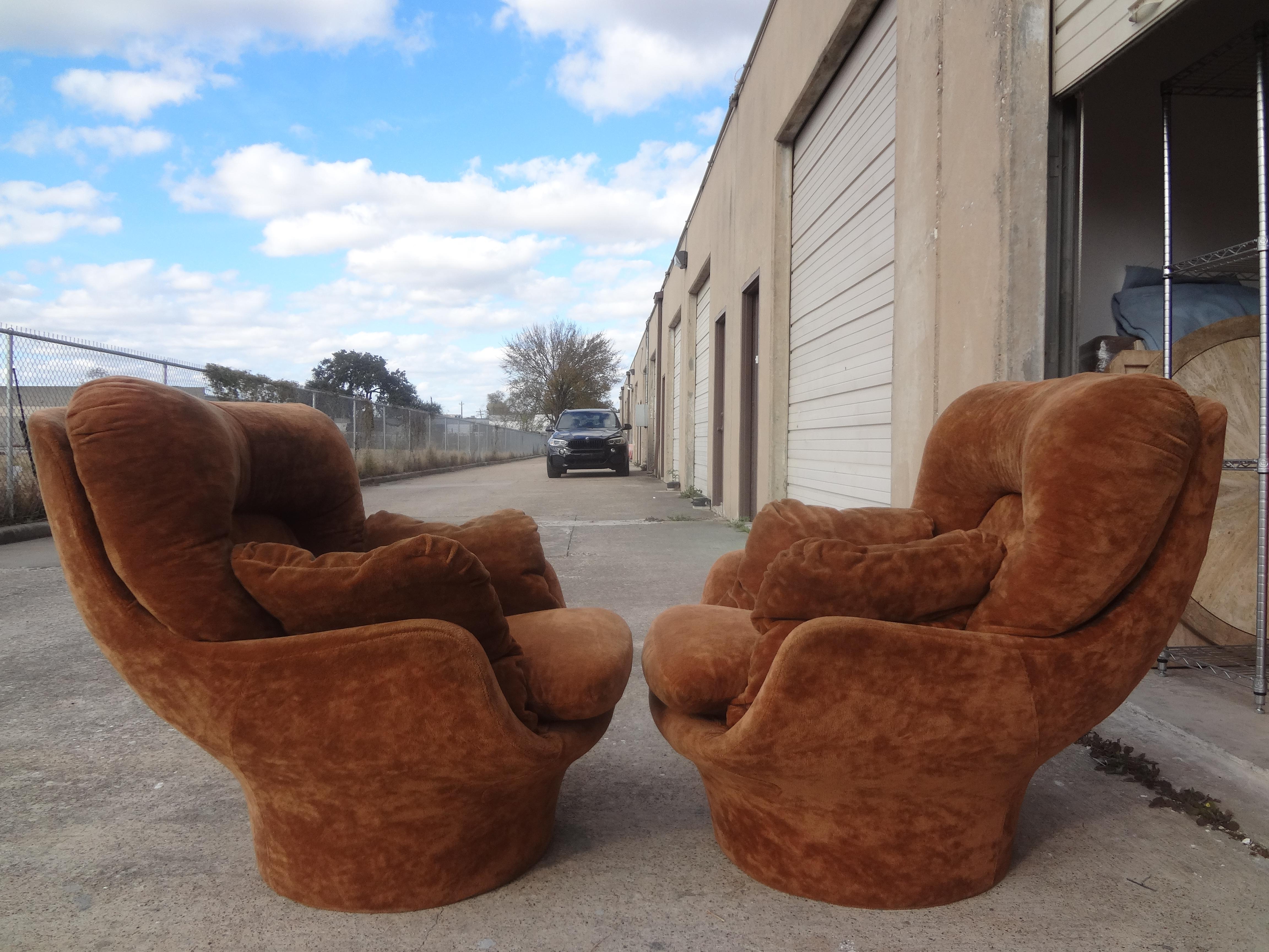 Pair of French Michel Cadestin for Airborne Karate Lounge Chairs 4
