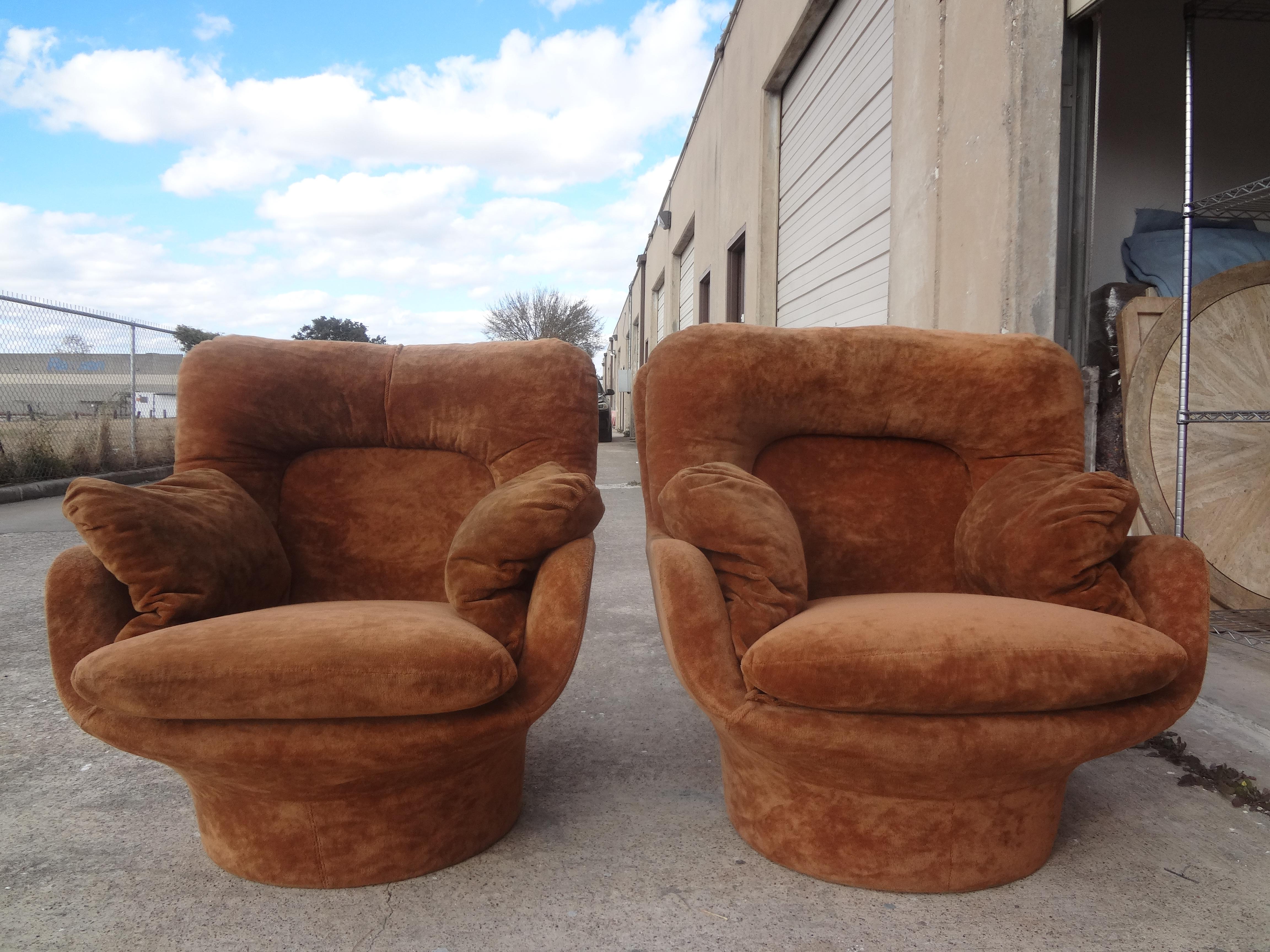 Rare pair of French Michel Cadestin for Airborne Karate lounge chairs. These shapely and extremely comfortable lounge chairs are in very good condition and date to 1968.