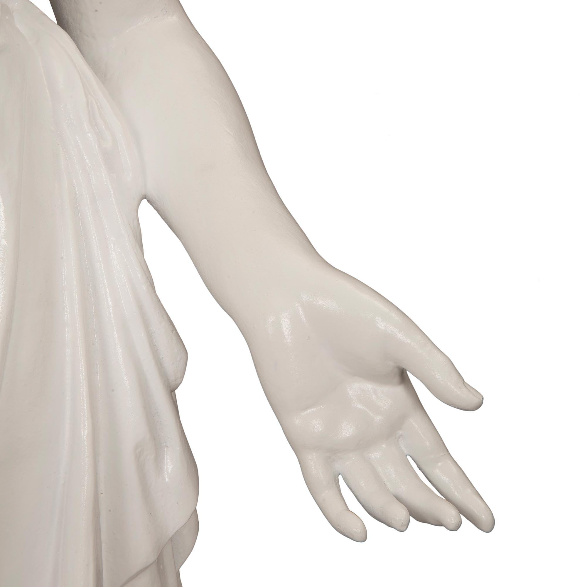 Coppia di statue in ghisa francesi della metà del XIX secolo in vendita 5