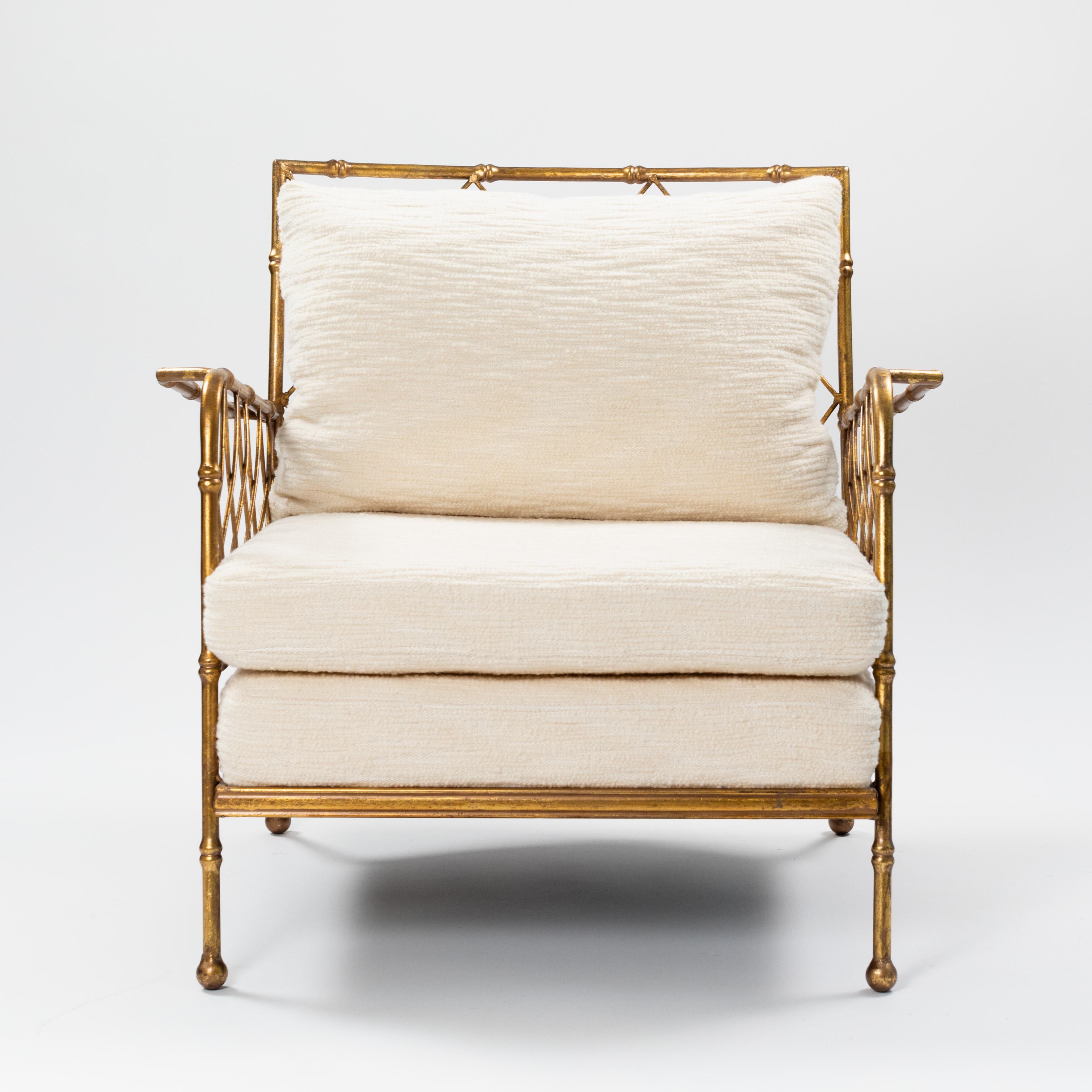 Light-footed and stylish armchairs in bamboo design.
The sides and the back are decorated with a large weave, the frame parts have a bamboo structure, 
the frame has a ribbed profile.
The seat and back cushions have been renewed with an offwhite