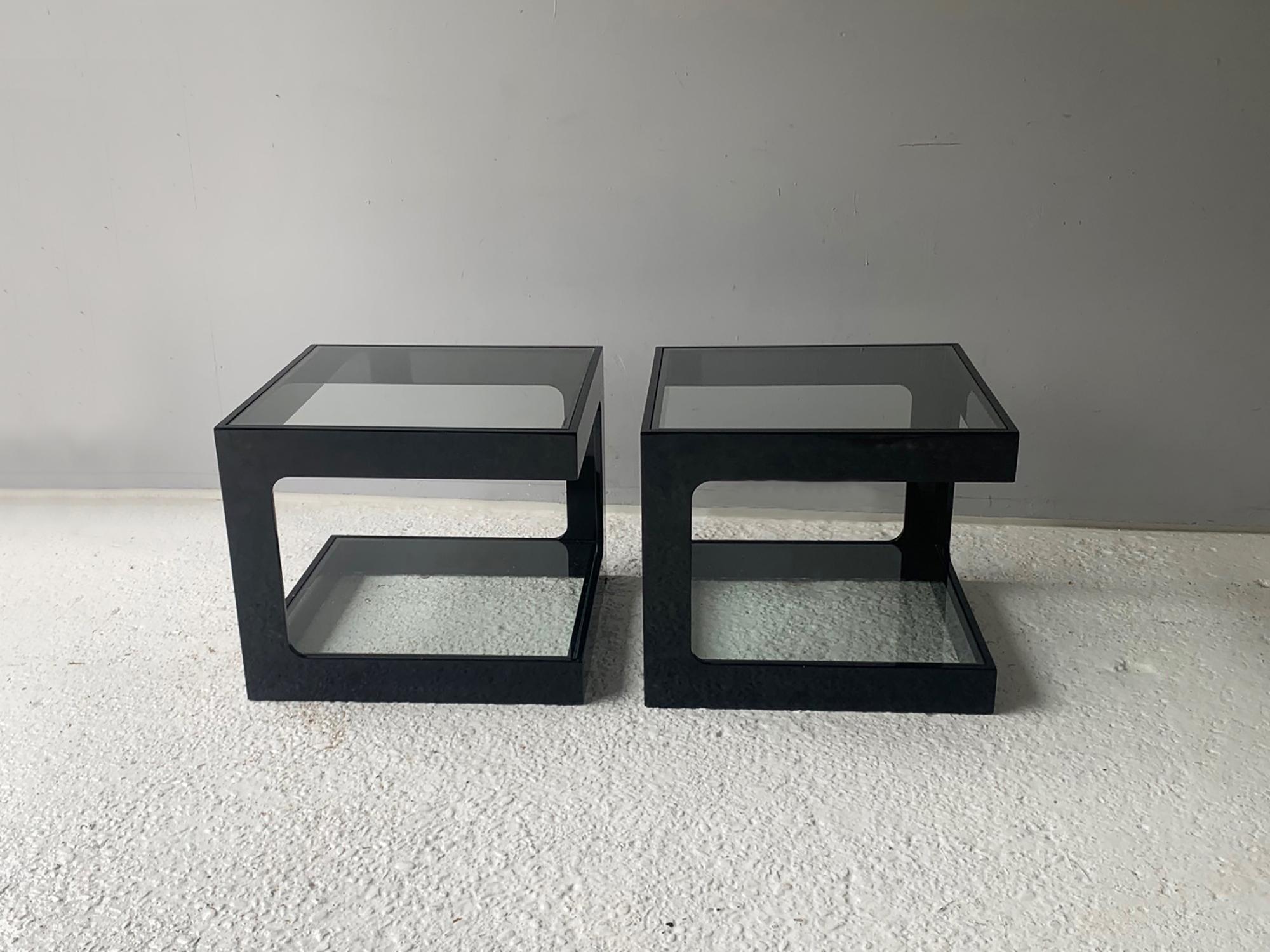 Pair of French Midcentury 1970s Plastic/Glass Coffee Tables/Bedside Tables In Excellent Condition For Sale In London, GB