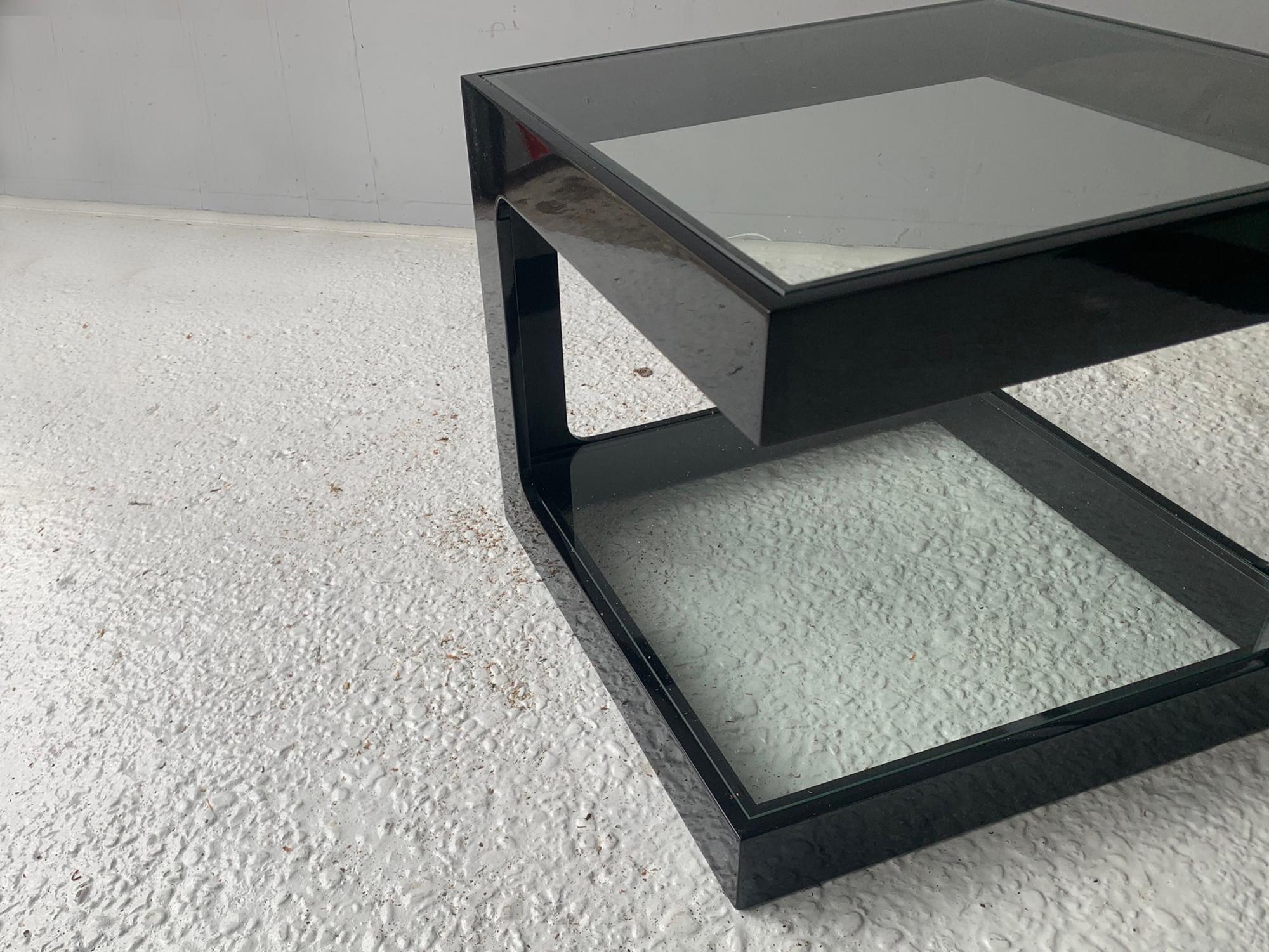 Pair of French Midcentury 1970s Plastic/Glass Coffee Tables/Bedside Tables For Sale 1