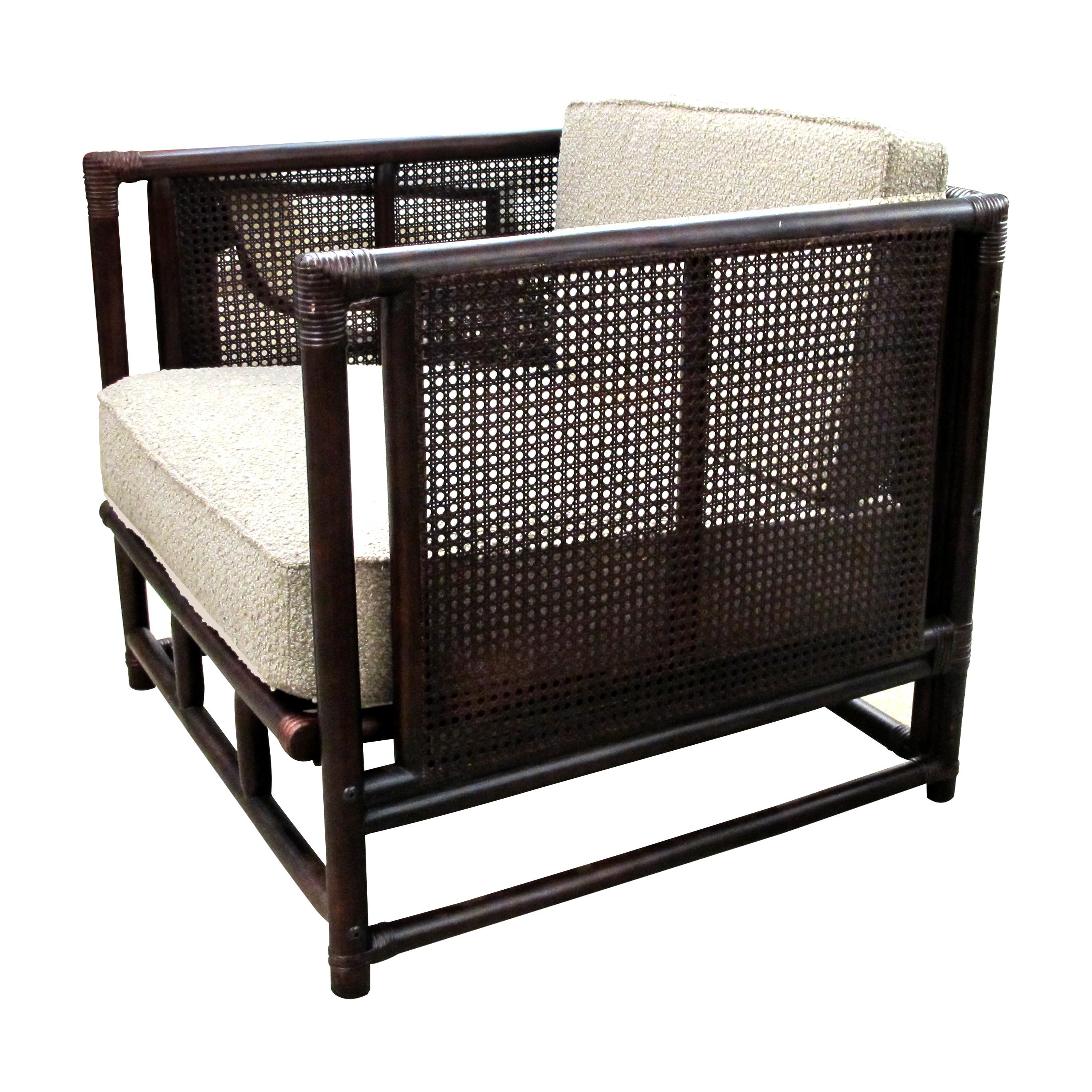 Pair of French Mid-Century Bamboo and Rattan Armchairs with Boucle Upholstery In Good Condition For Sale In London, GB