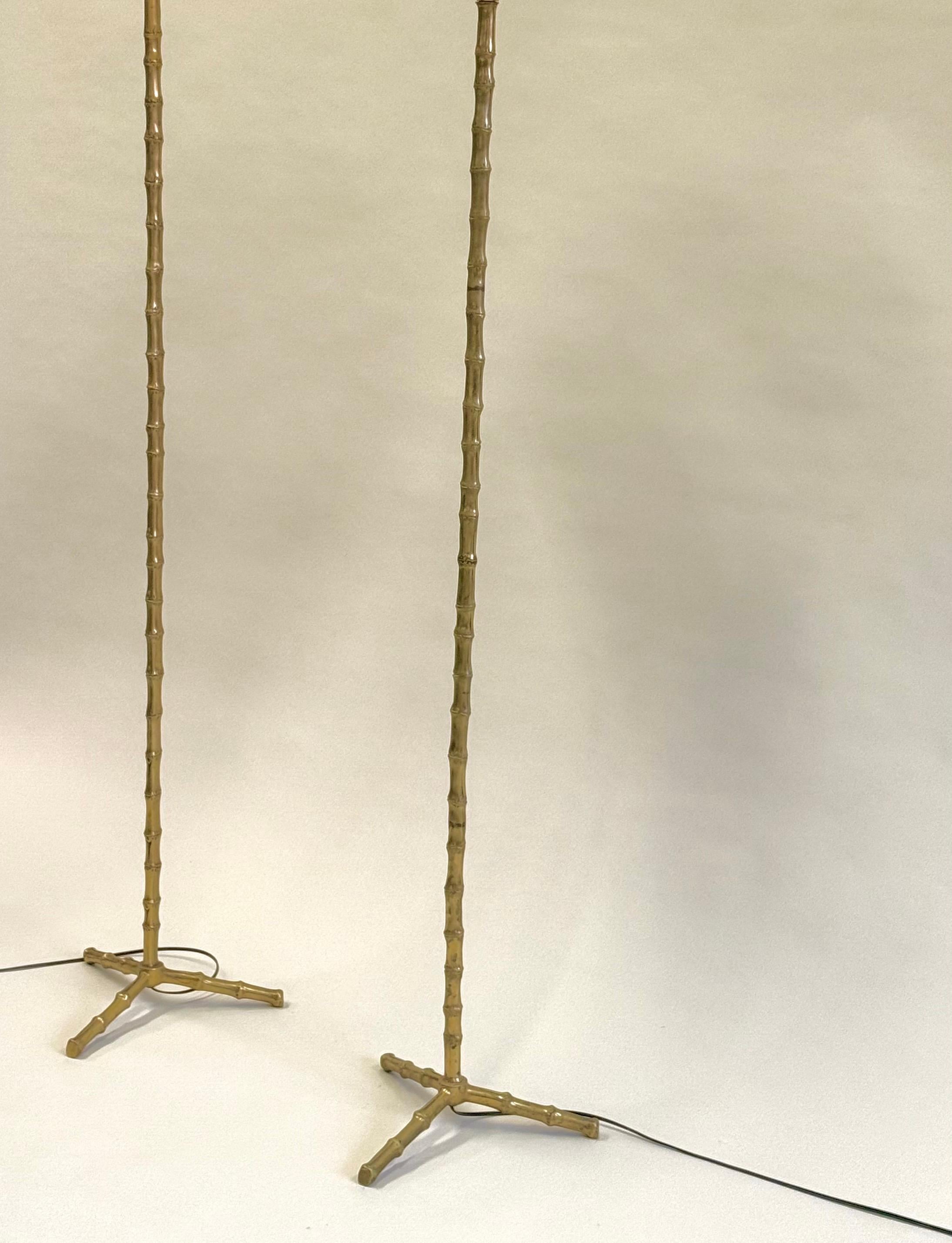 20th Century Pair of French Mid-Century Brass Faux Bamboo Floor Lamps by Maison Bagues For Sale