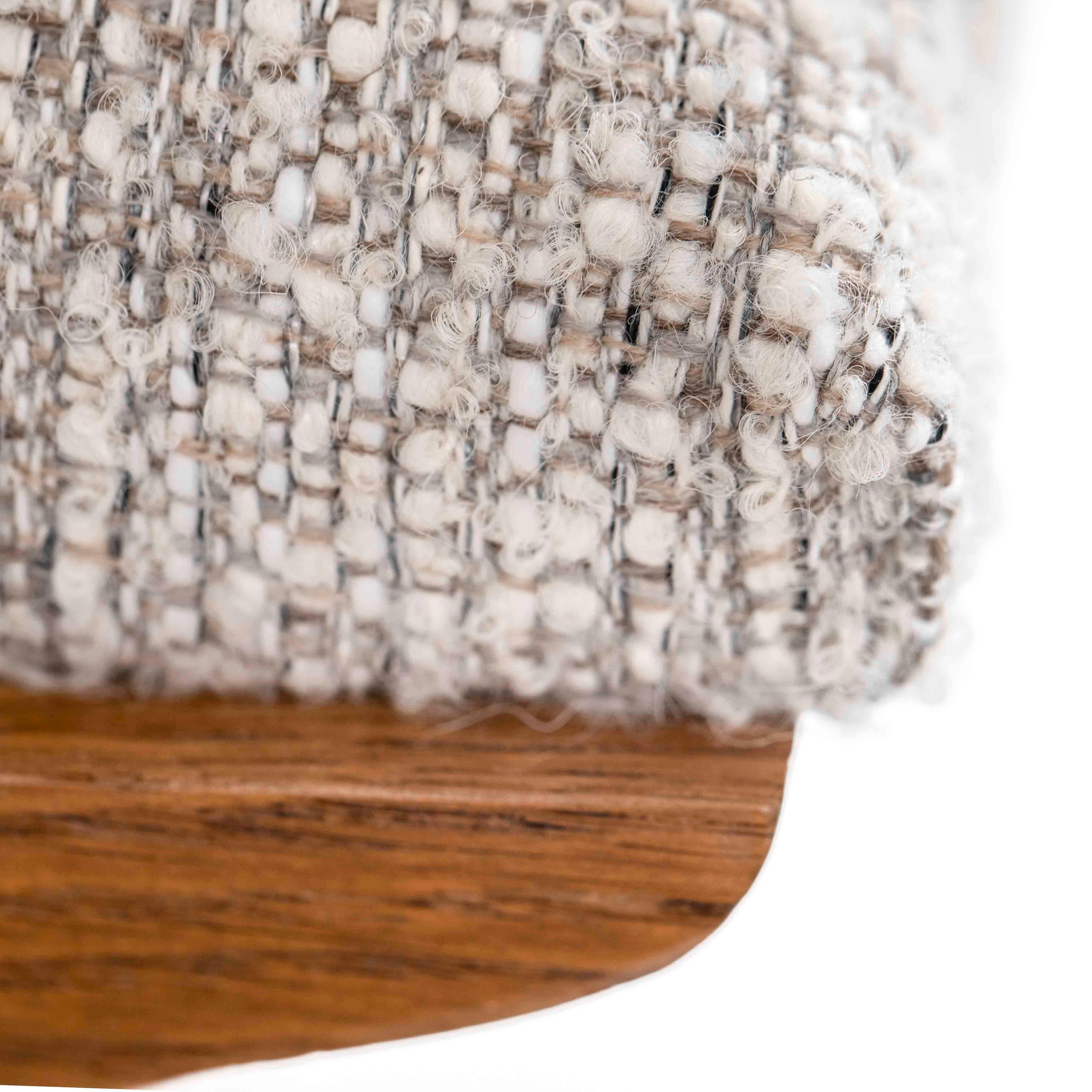 Coppia di sedie francesi di metà secolo in Oak con tessuto Bouclé di Maurice Pré 1950s in vendita 9