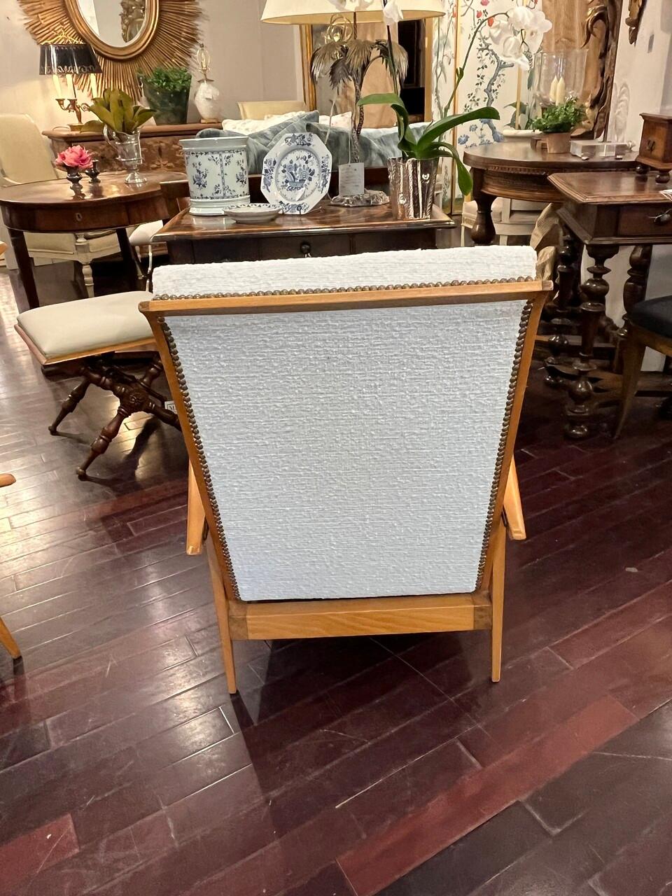 Paire de chaises longues françaises du milieu du siècle dernier Bon état - En vente à Houston, TX
