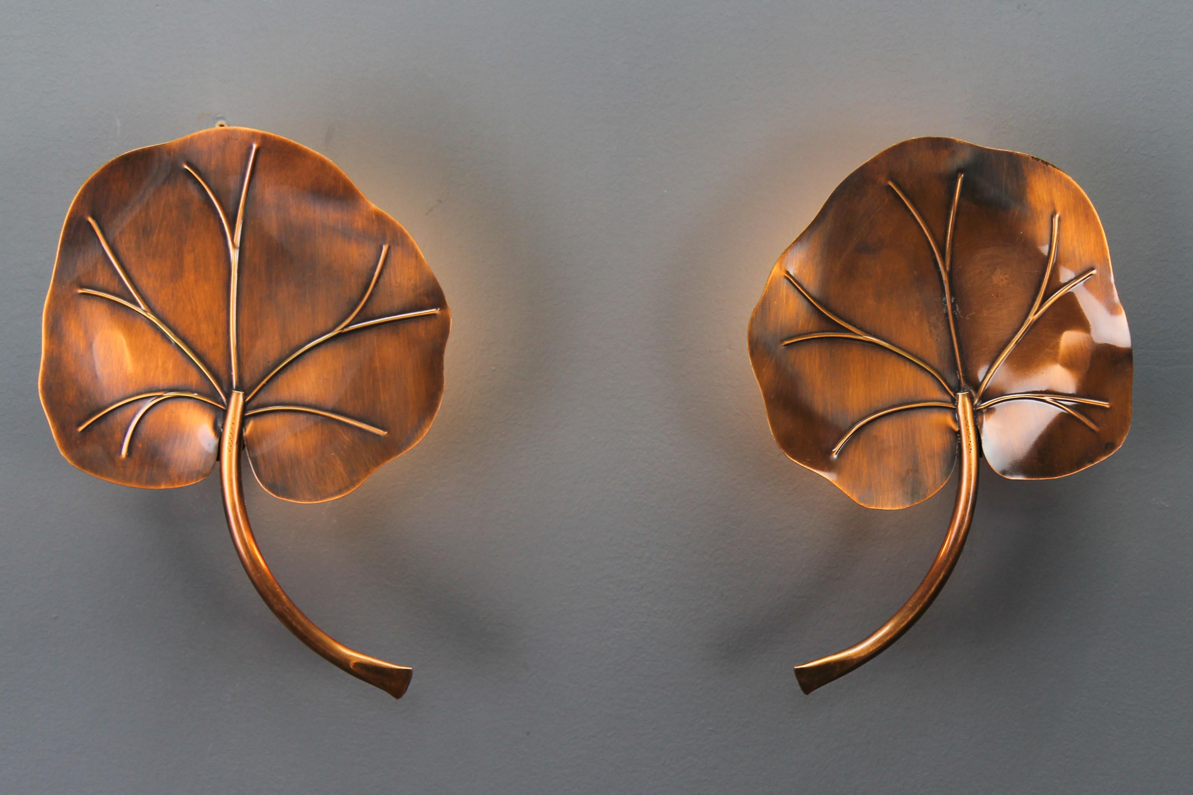 Pair of French Mid-Century Modern Brass Water Lily Leaf-Shaped Sconces For Sale 14