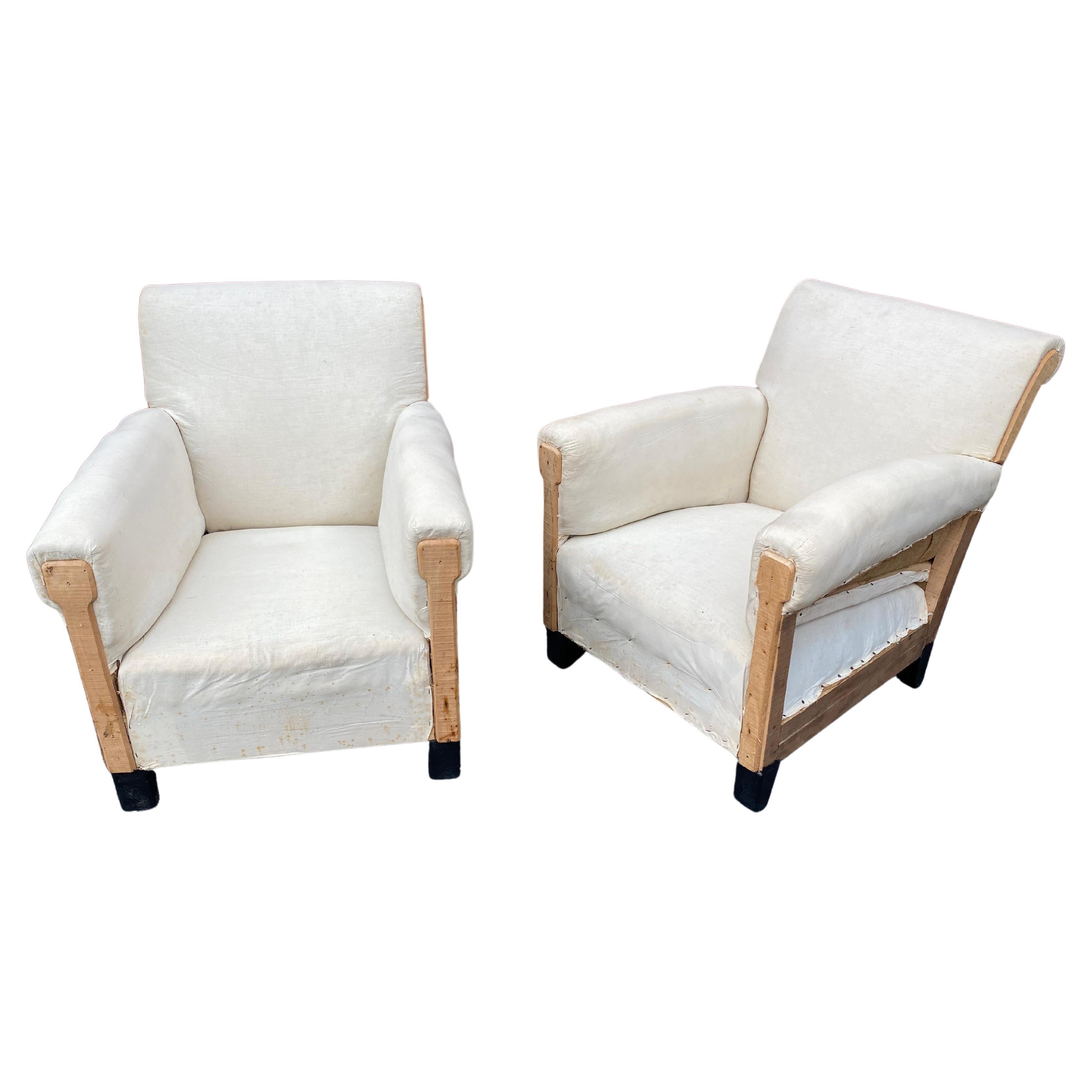 Pair of French Mid-Century Modern Club Chairs in Muslin For Sale
