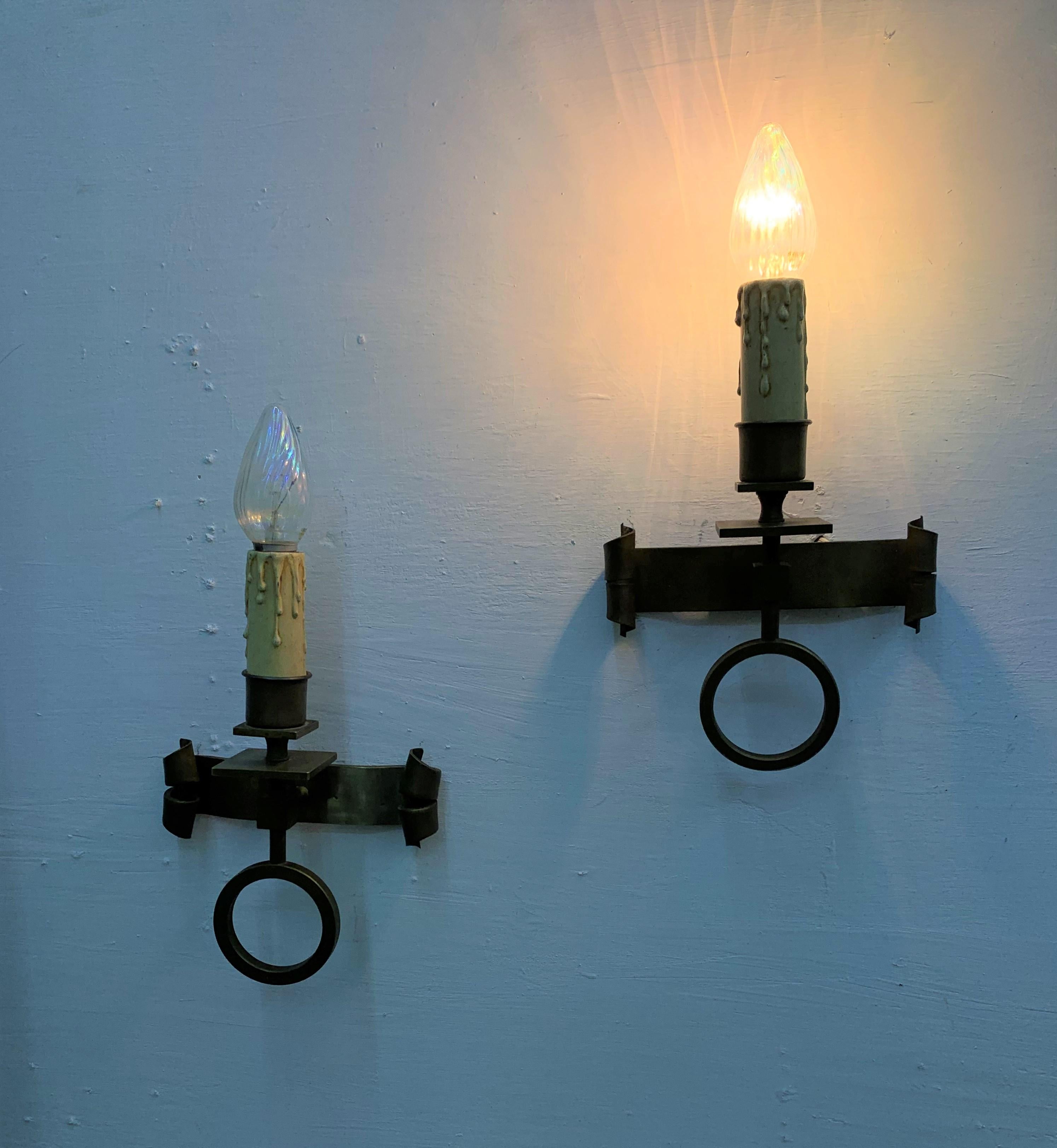 Pair of French Mid-Century Modern Handwrought Brass Sconces, circa 1950s For Sale 5