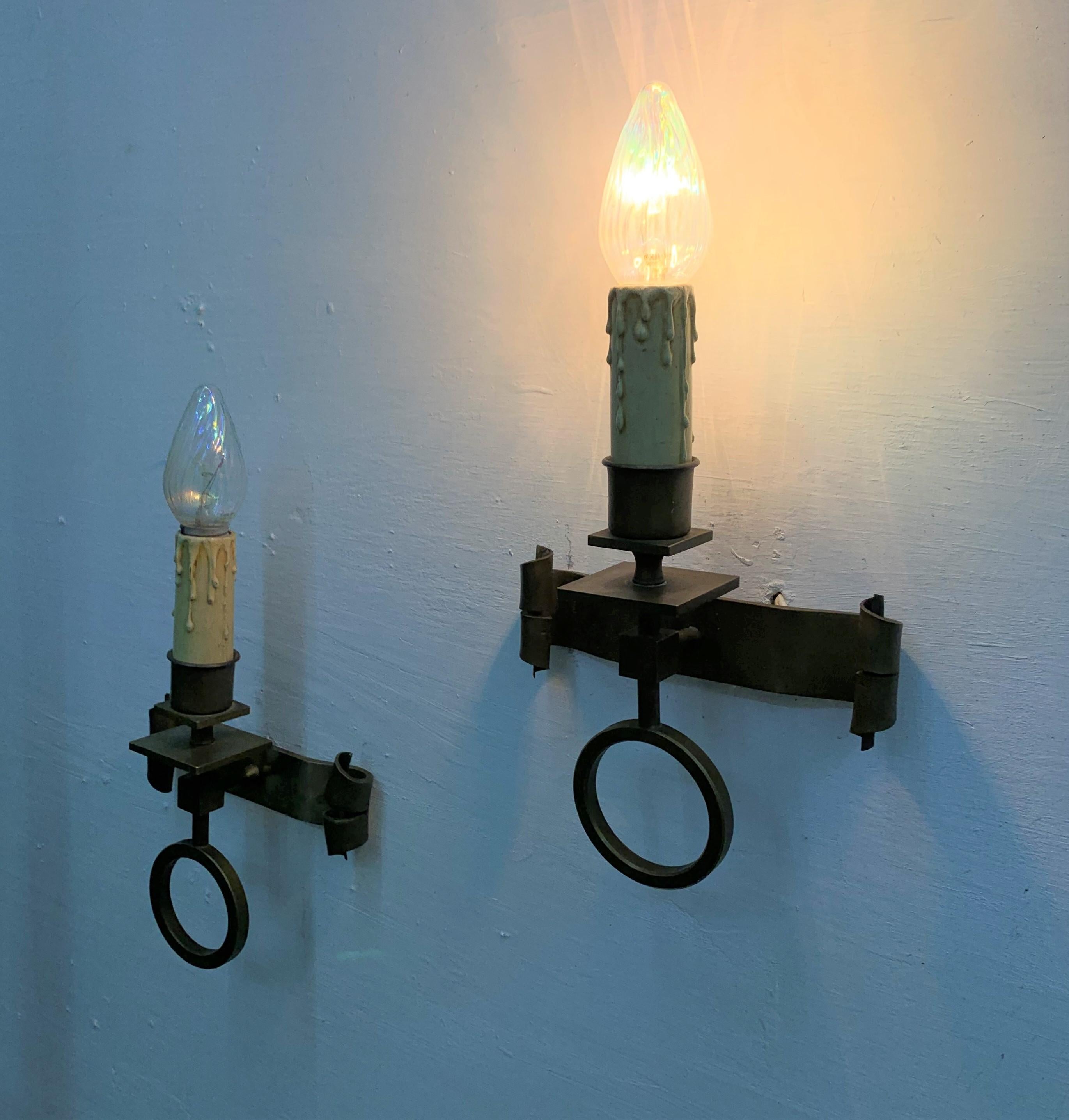 Pair of French Mid-Century Modern Handwrought Brass Sconces, circa 1950s For Sale 3