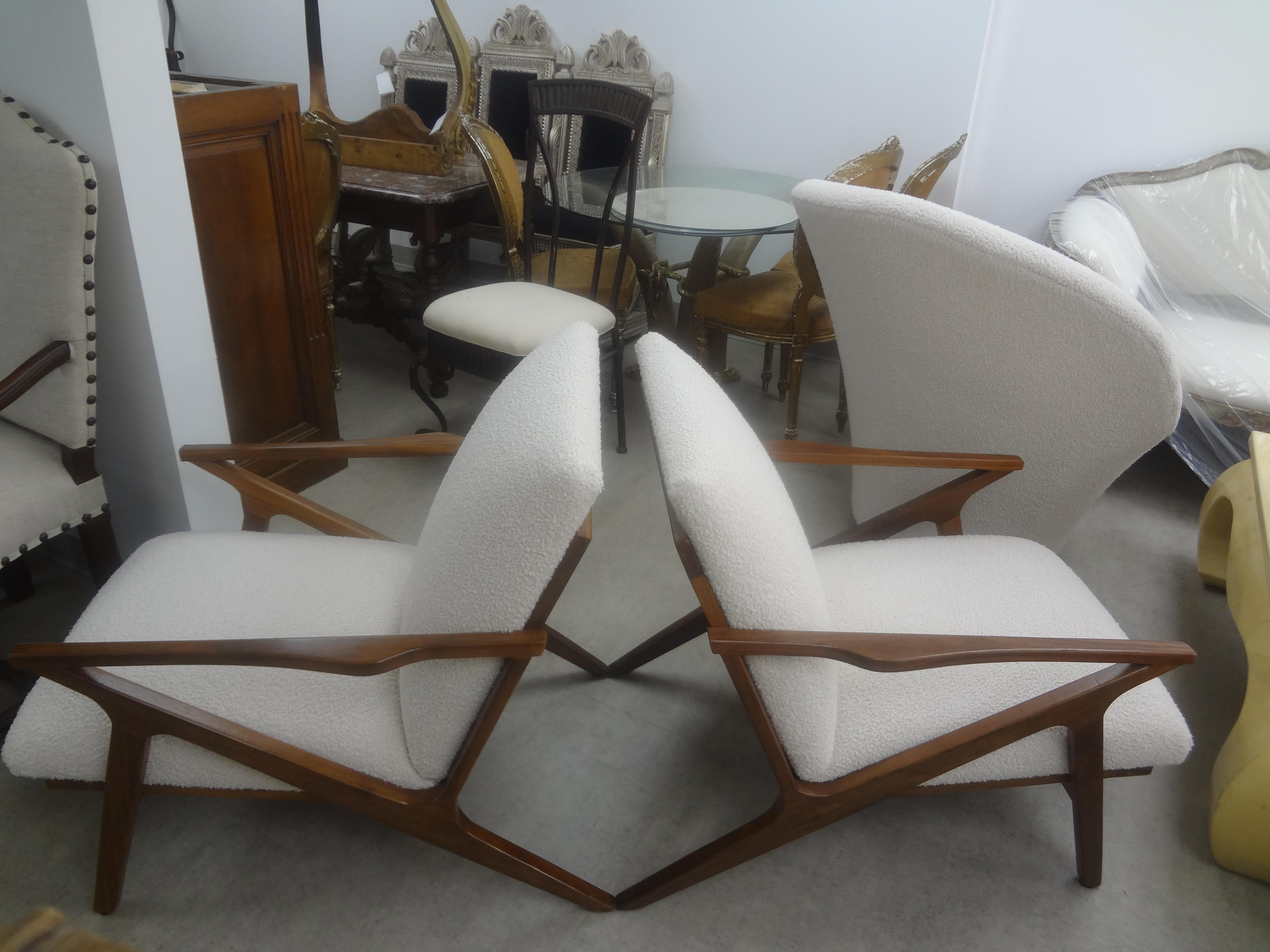 Pair of French Mid-Century Modern Jeanneret Style Lounge Chairs For Sale 7