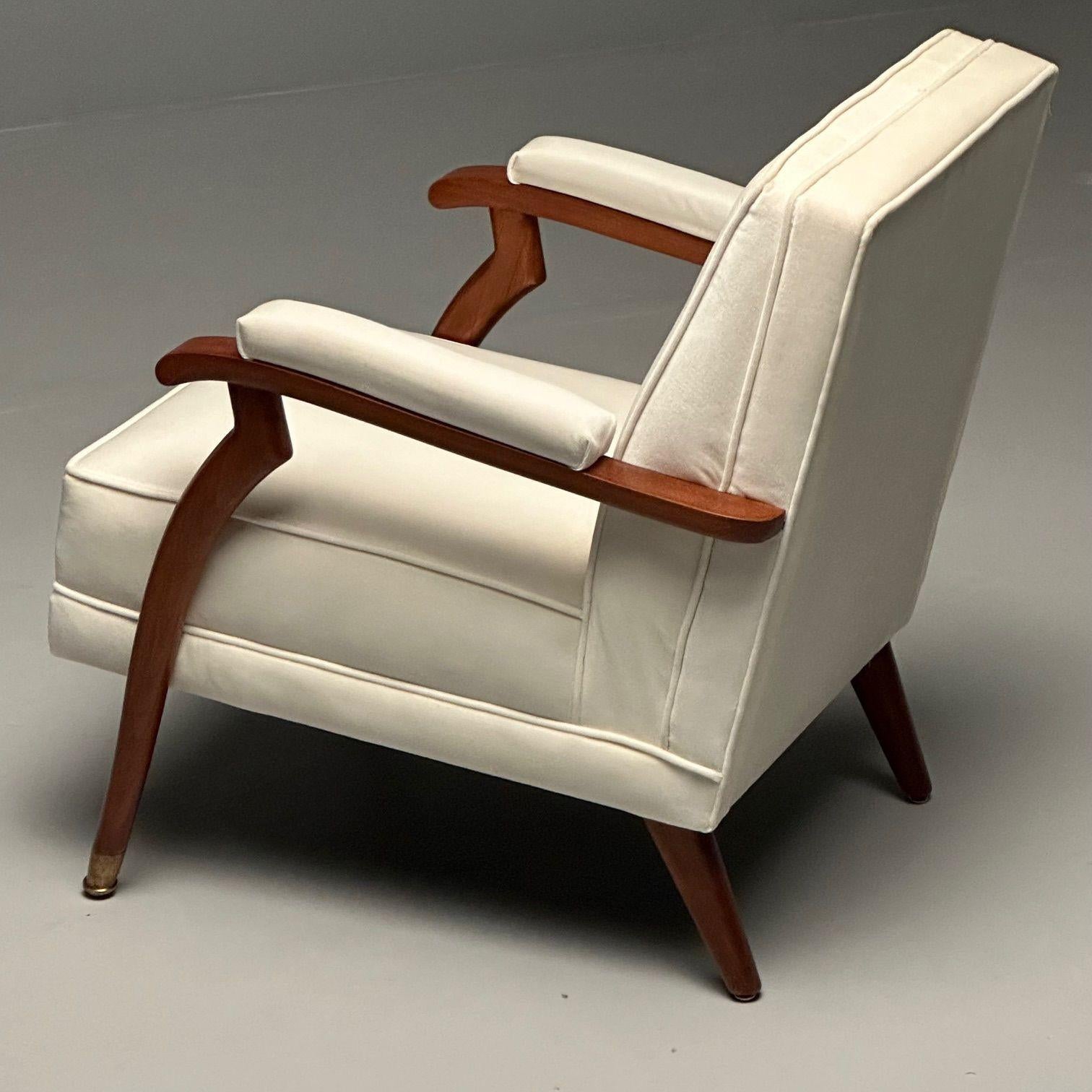 Französische Moderne im Maison Leleu-Stil, Loungesessel, weißes Mohair, helles Holz, 2023 im Angebot 3