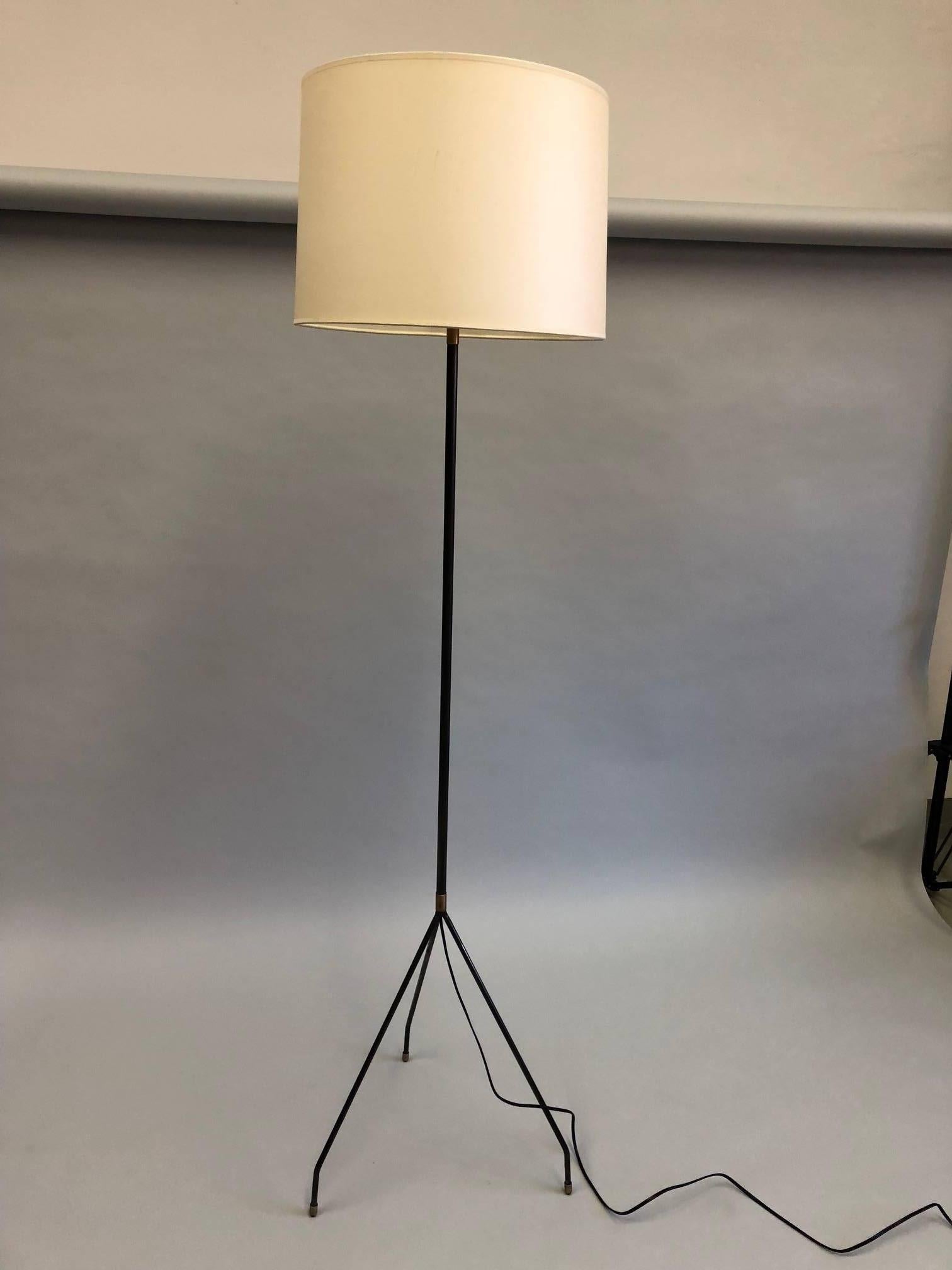 Patinated Pair of French Mid-Century Modern / Minimalist Iron Floor Lamps, Pierre Guariche For Sale