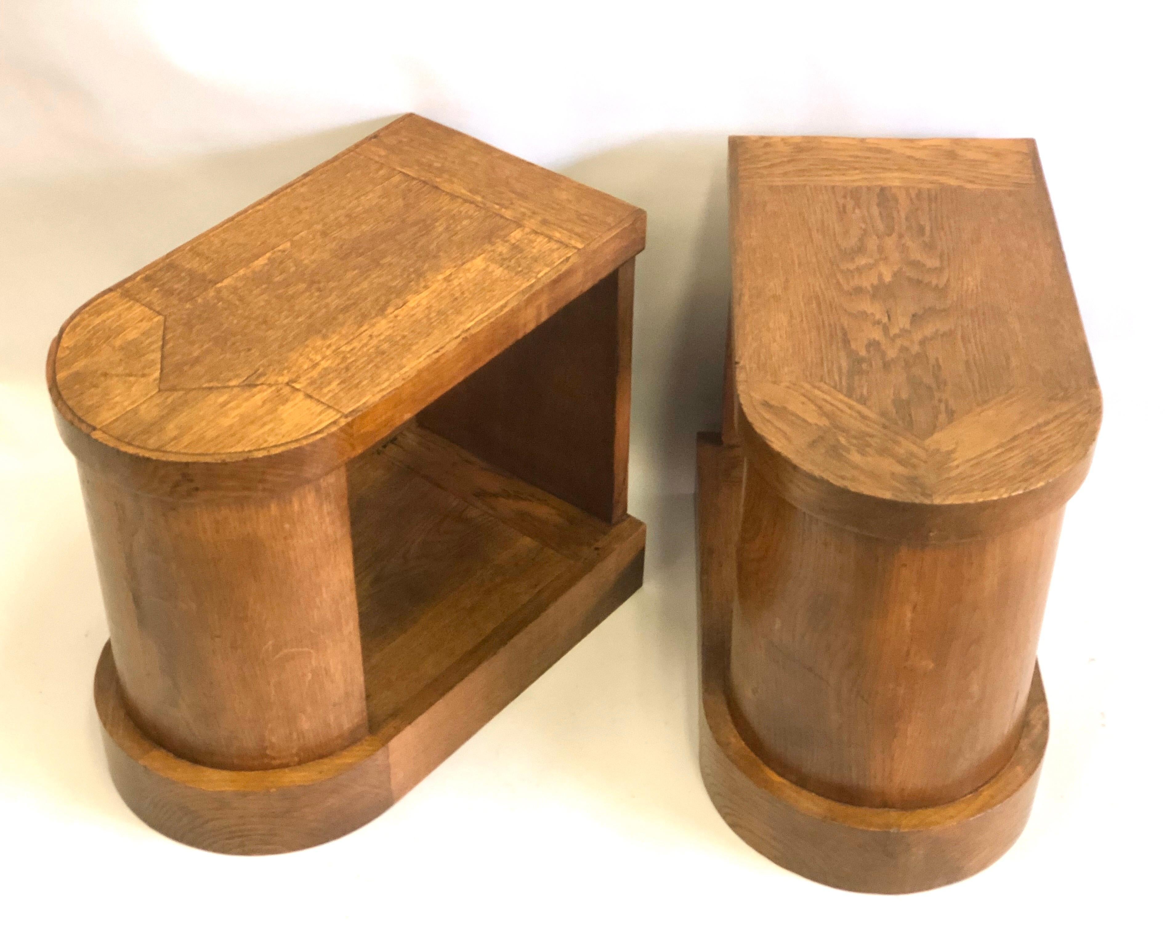 Pair of French Mid-Century Modern Oak End Tables or Nightstands, Pierre Legrain 1