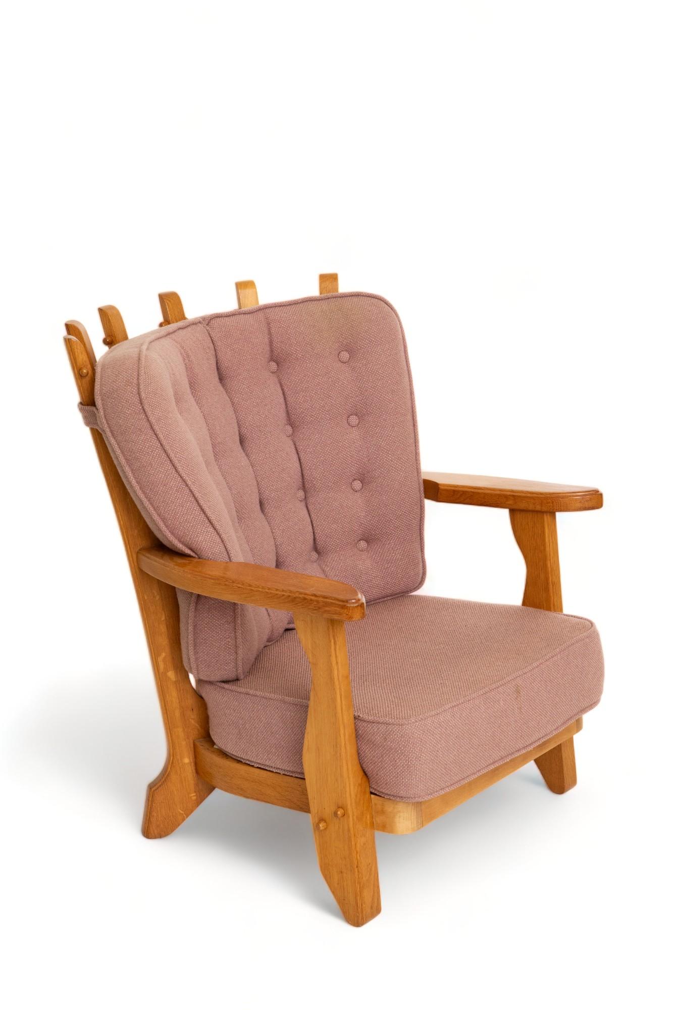 Milieu du XXe siècle Paire de chaises longues françaises en chêne de style mi-siècle moderne par Guillerme et Chambron en vente
