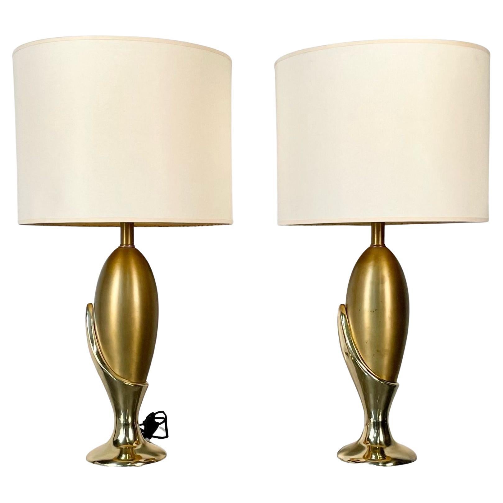 Pair of French Mid-Century Modern Sculptural Bronze Table / Desk Lamps For Sale