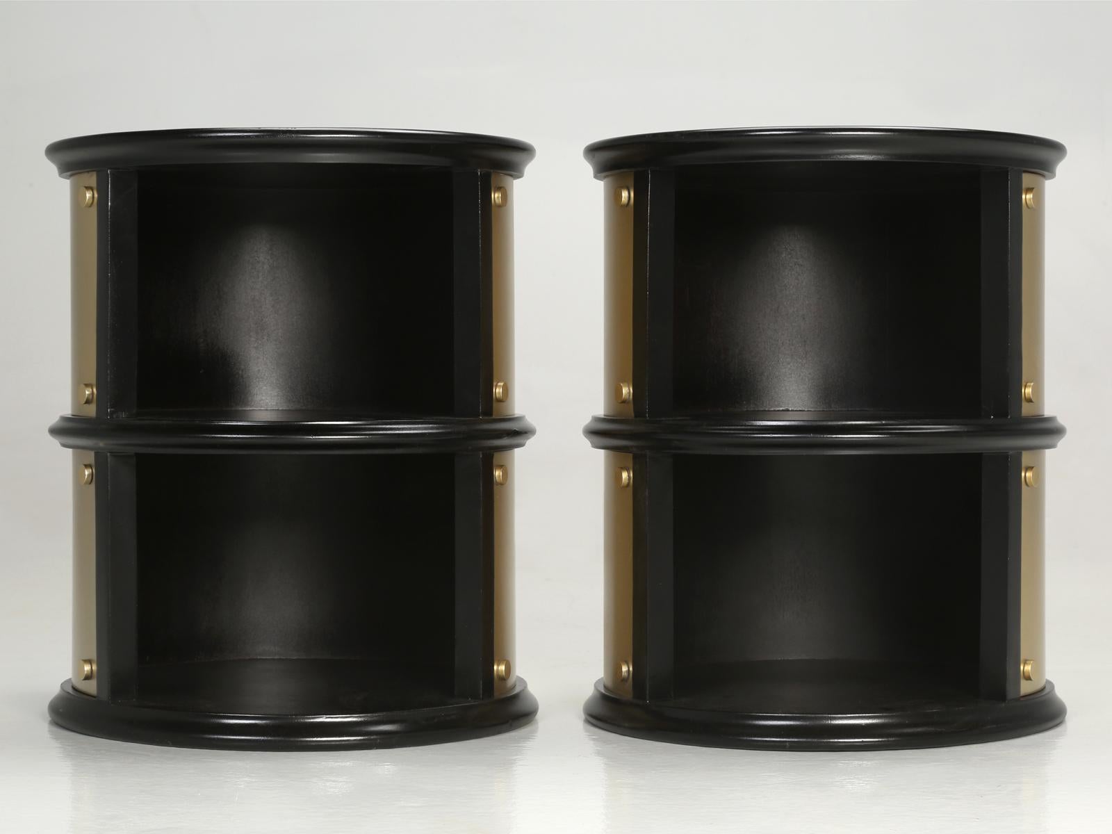 Pair of French Mid-Century Modern Side Tables, Black with Cold Plated Bronze In Good Condition In Chicago, IL