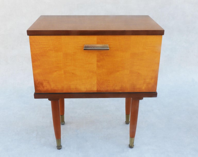Pair of French Mid Century Nightstands/Bed Side or Sofa End Tables C1960 In Good Condition For Sale In Trensacq, FR