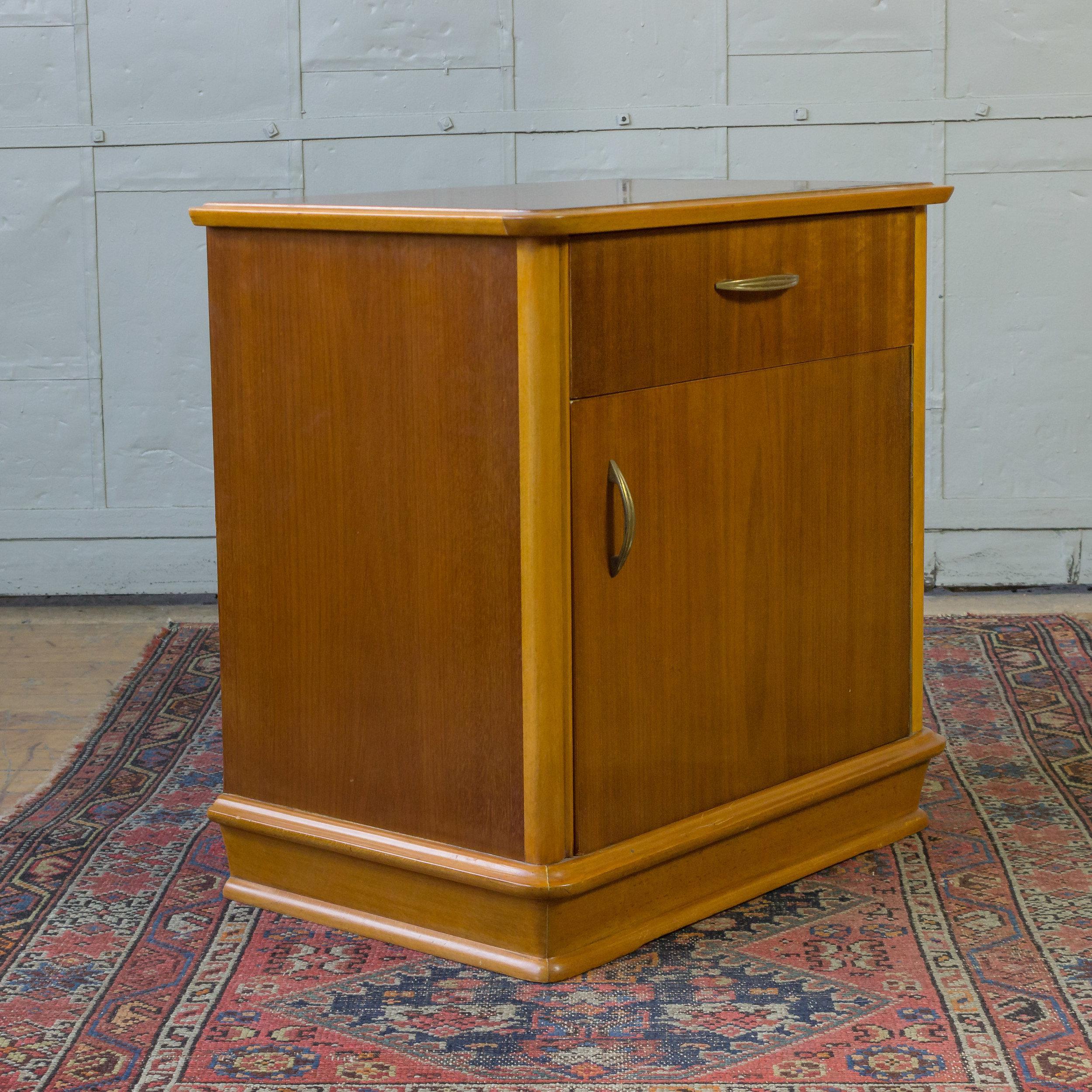 Mahogany Pair of French Midcentury Nightstands For Sale