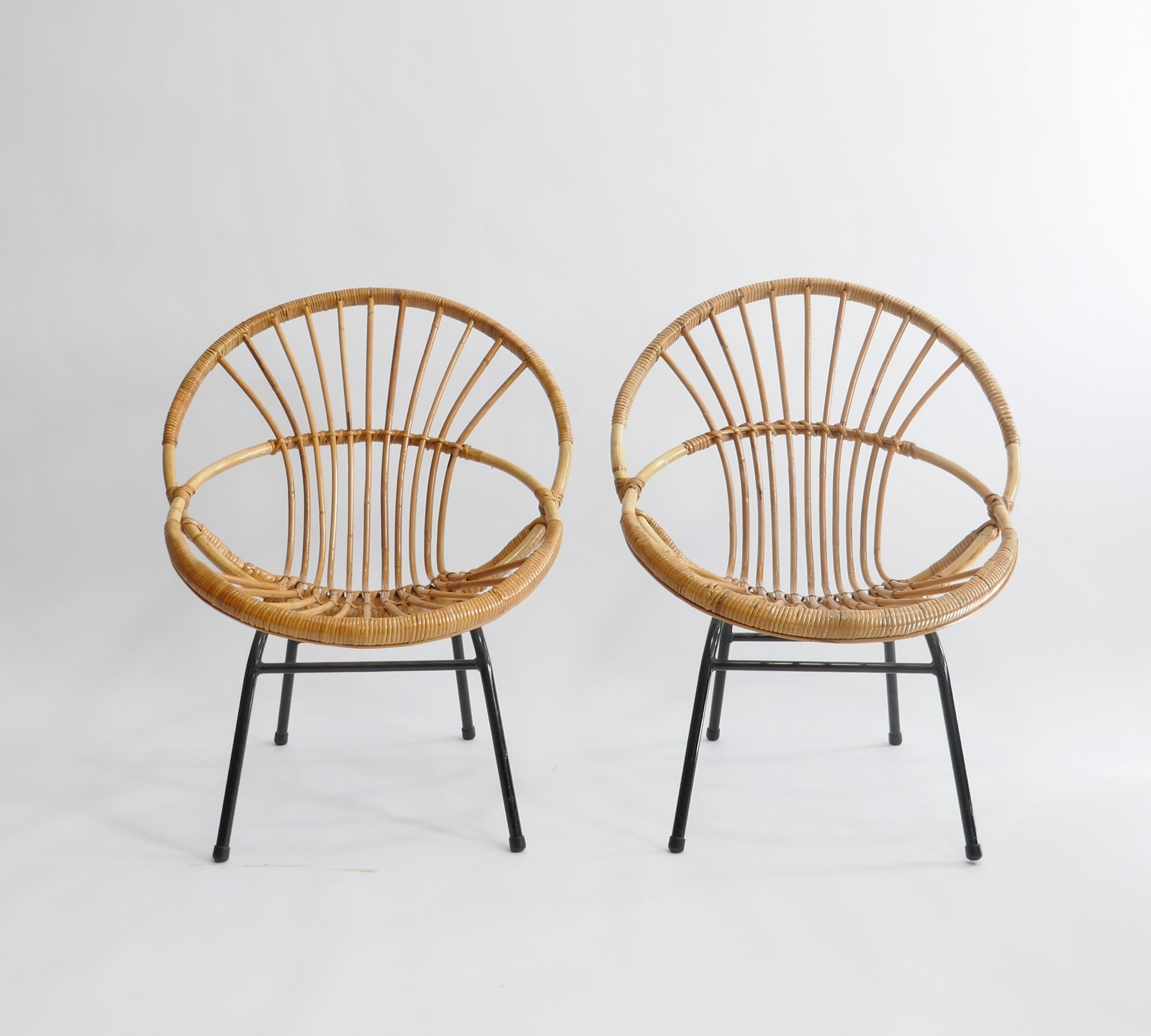 Pair of French Mid-Century Rattan Chairs, France 1950s In Good Condition For Sale In London, GB