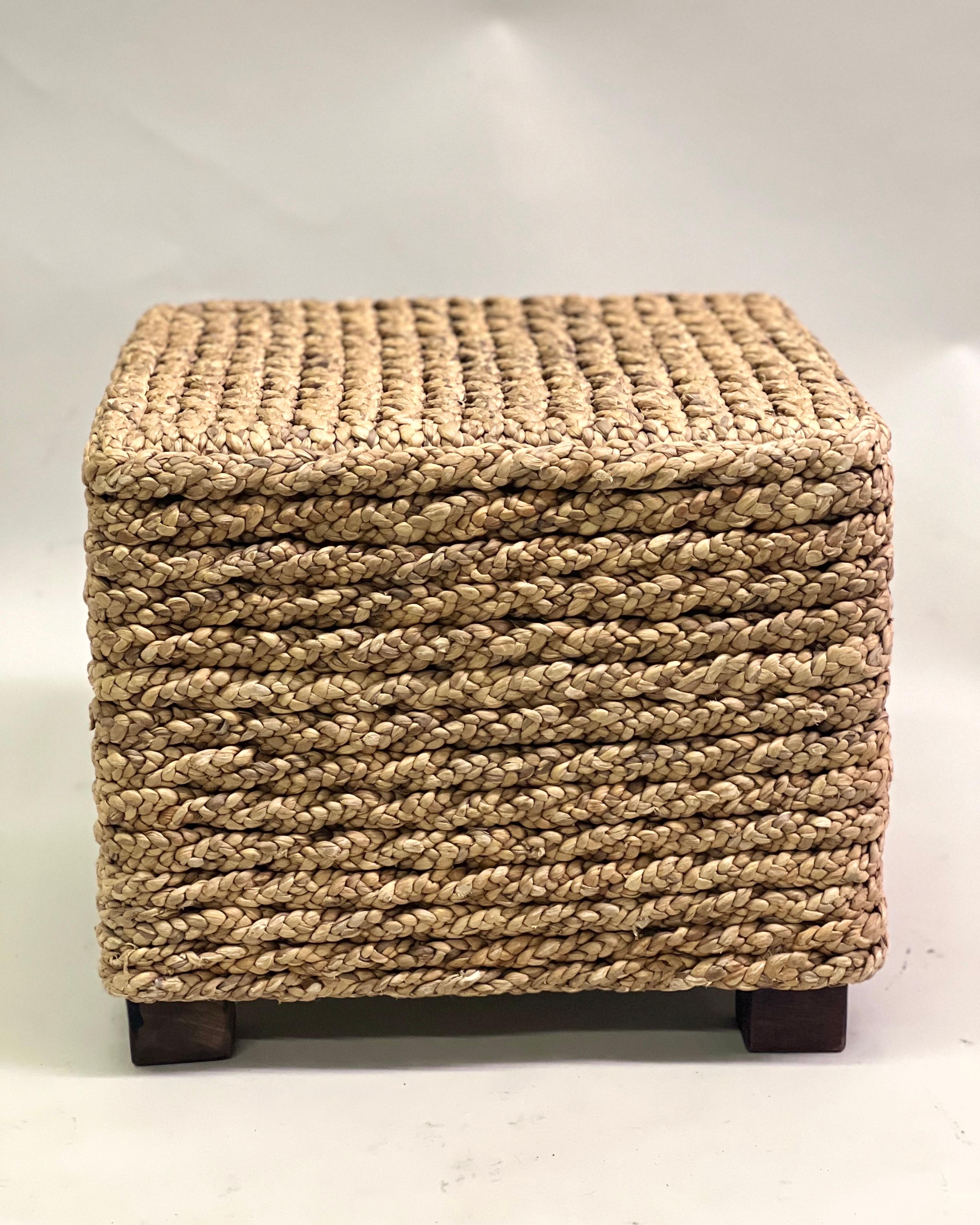 Elegant, Timeless French Mid-Century Modern Stool, Ottoman or Bench Hand-crafted and hand-knotted in Rope by Adrien Audoux and Frida Minet, France, circa 1960-1970. This modern craftsman piece is carefully designed and constructed with rhythmic,