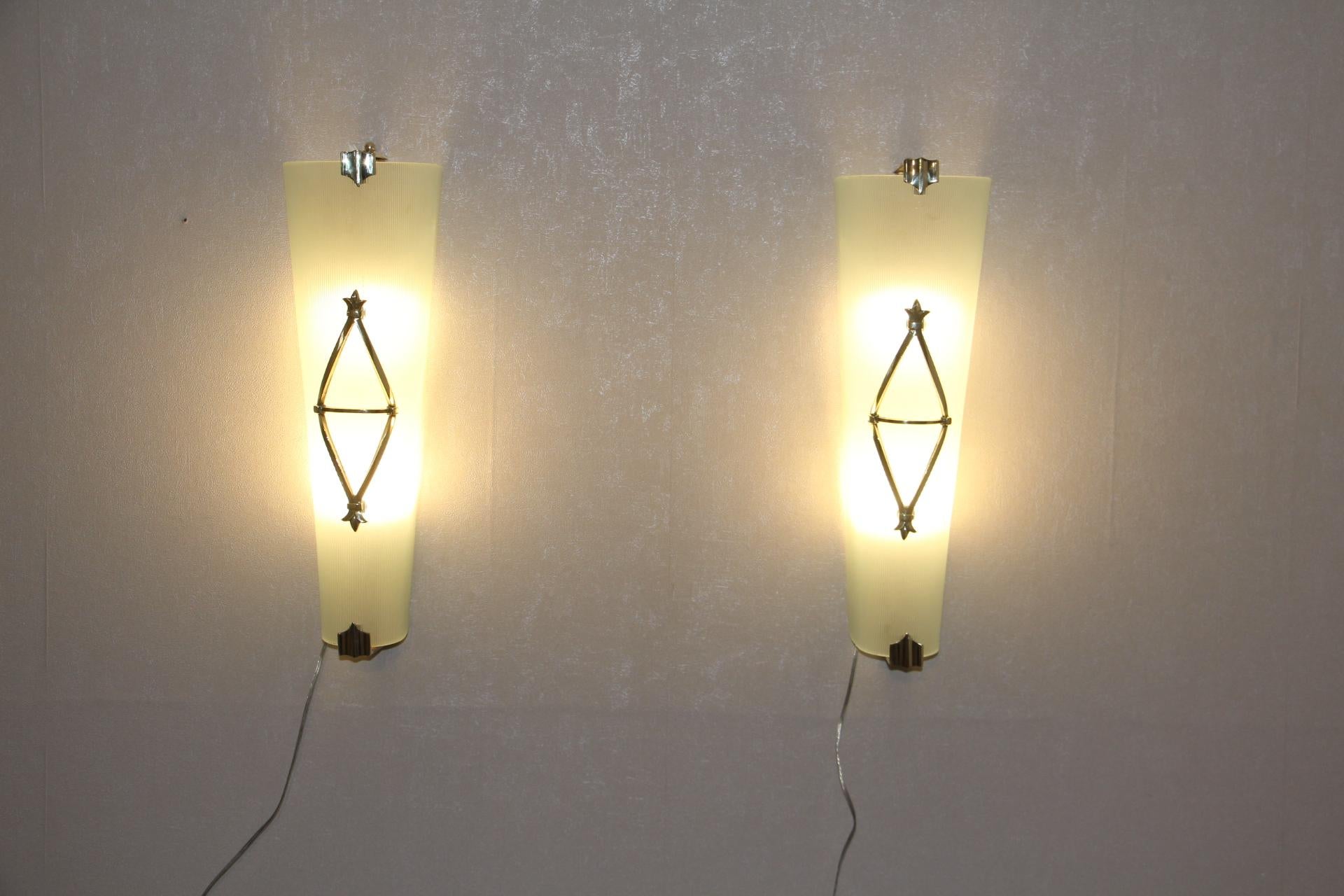 Pair of French Mid Century Sconces by Petitot, Vintage Wall Lights For Sale 3