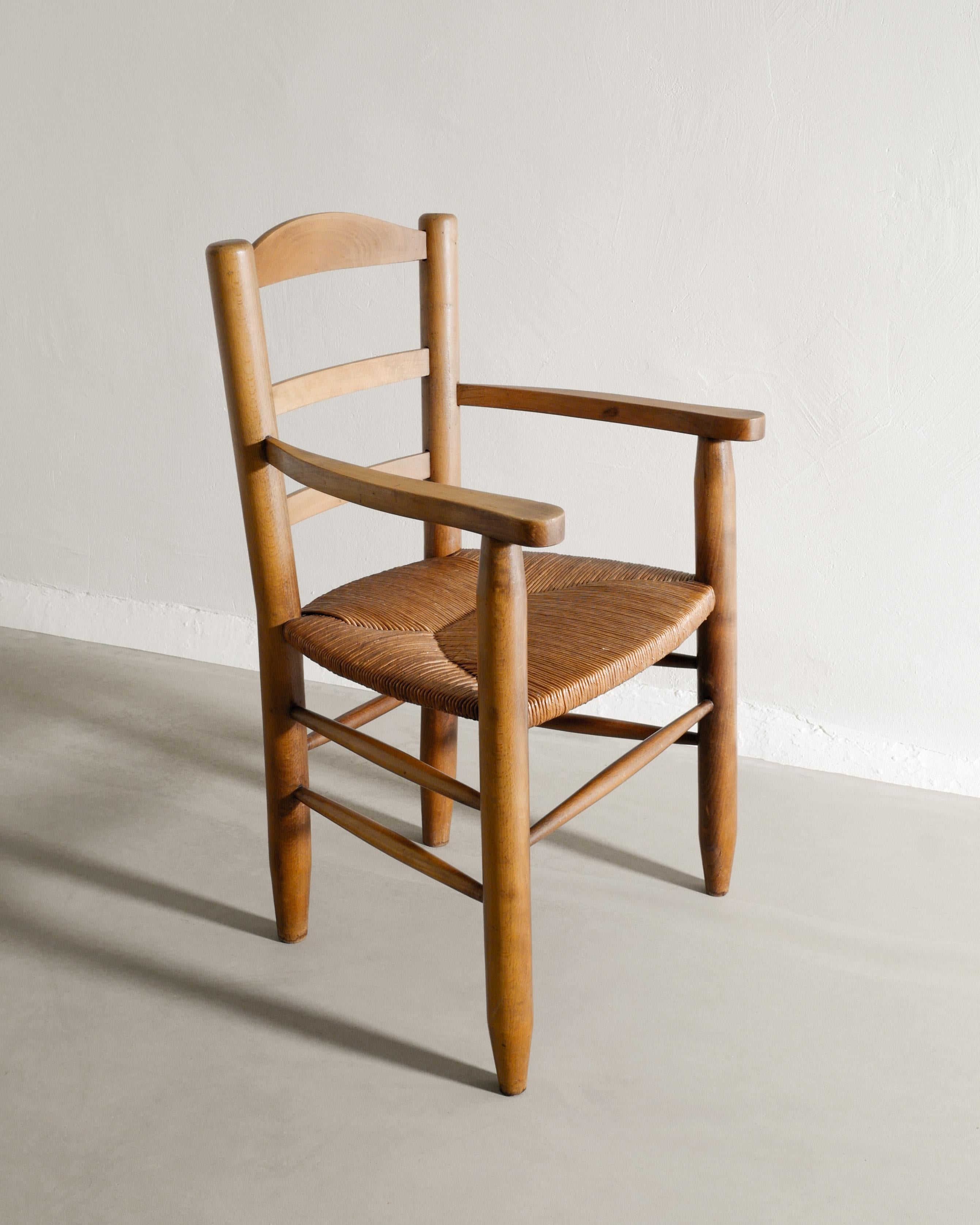 Paille Paire de fauteuils en bois du milieu du siècle dans le style de Charlotte Perriand 1950s en vente